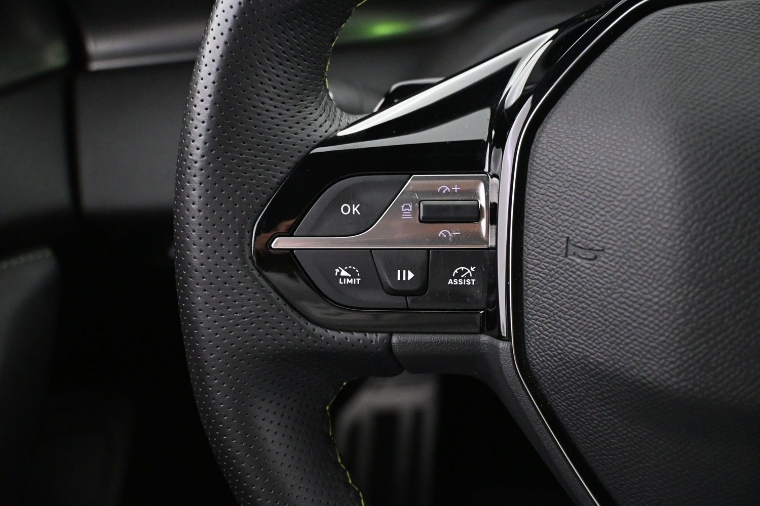 Peugeot 408 vaihtoauto