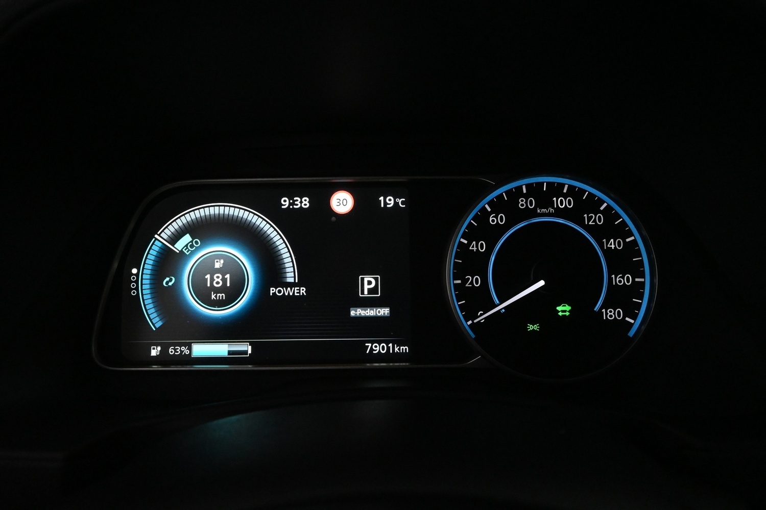 Nissan Leaf vaihtoauto