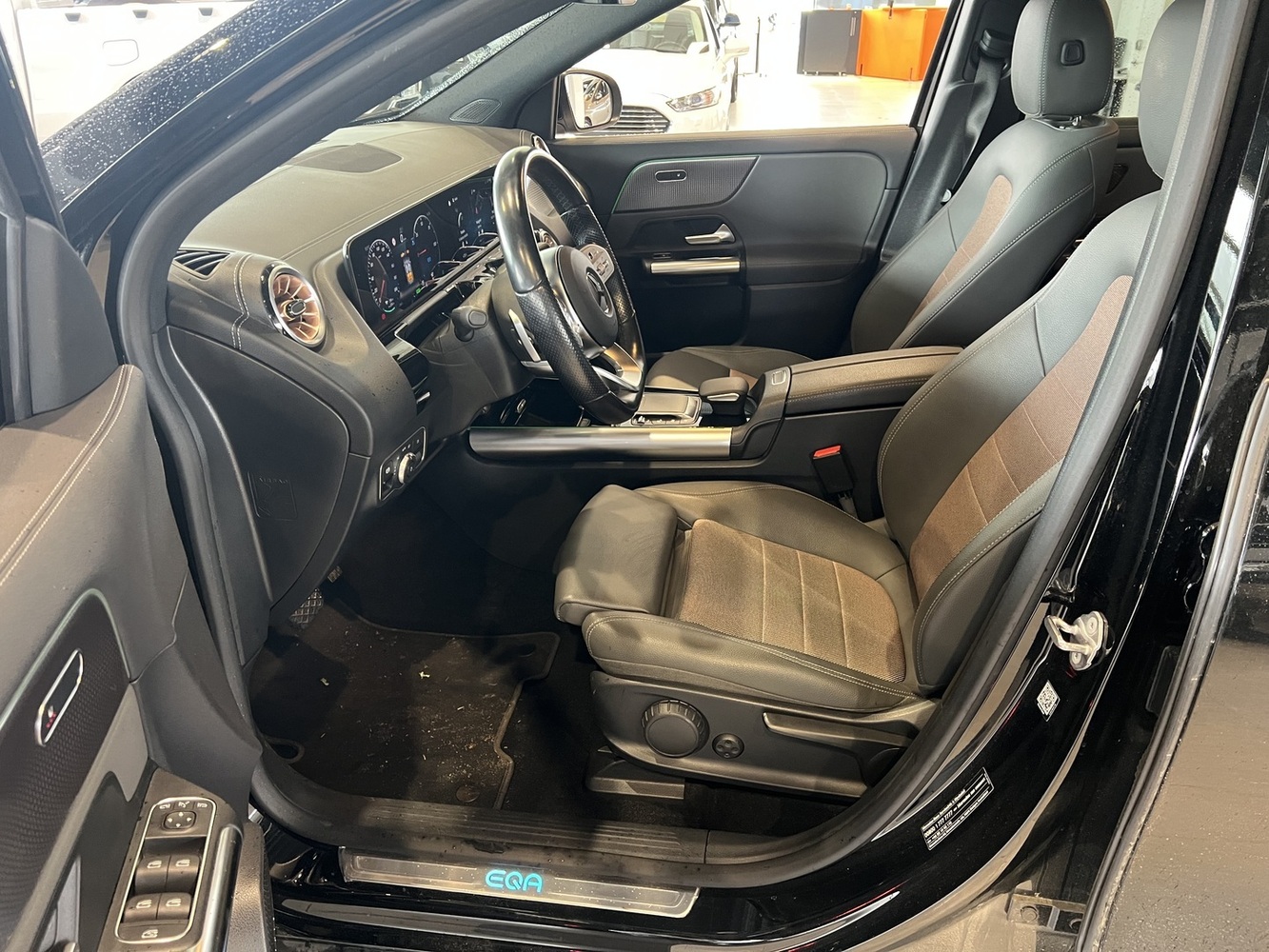 Mercedes-Benz EQA vaihtoauto