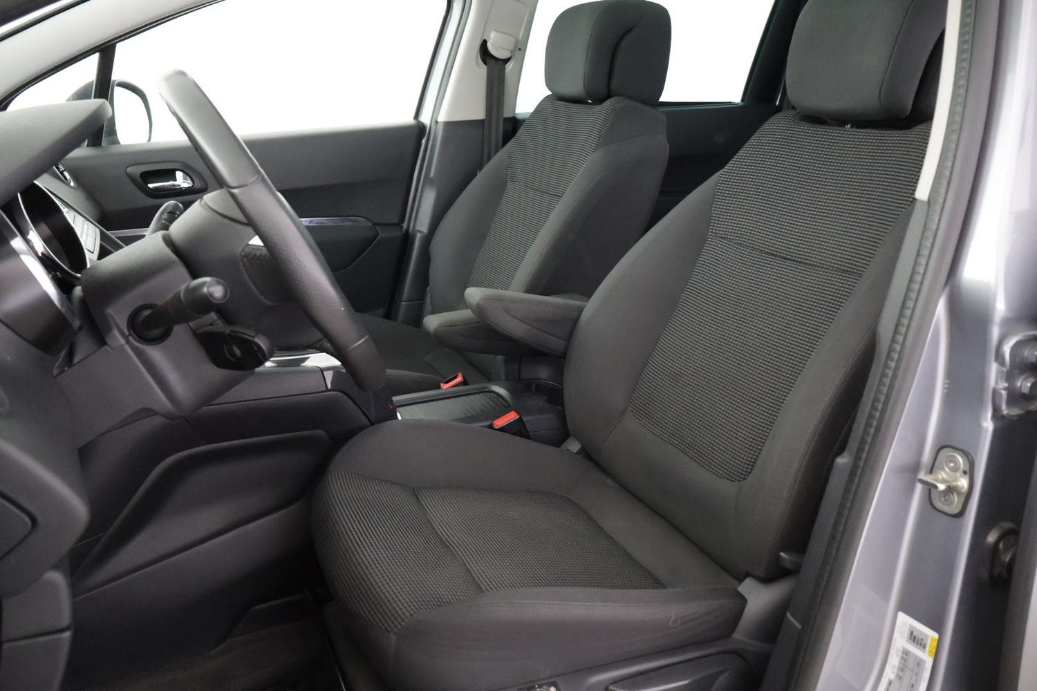 Peugeot 5008 vaihtoauto