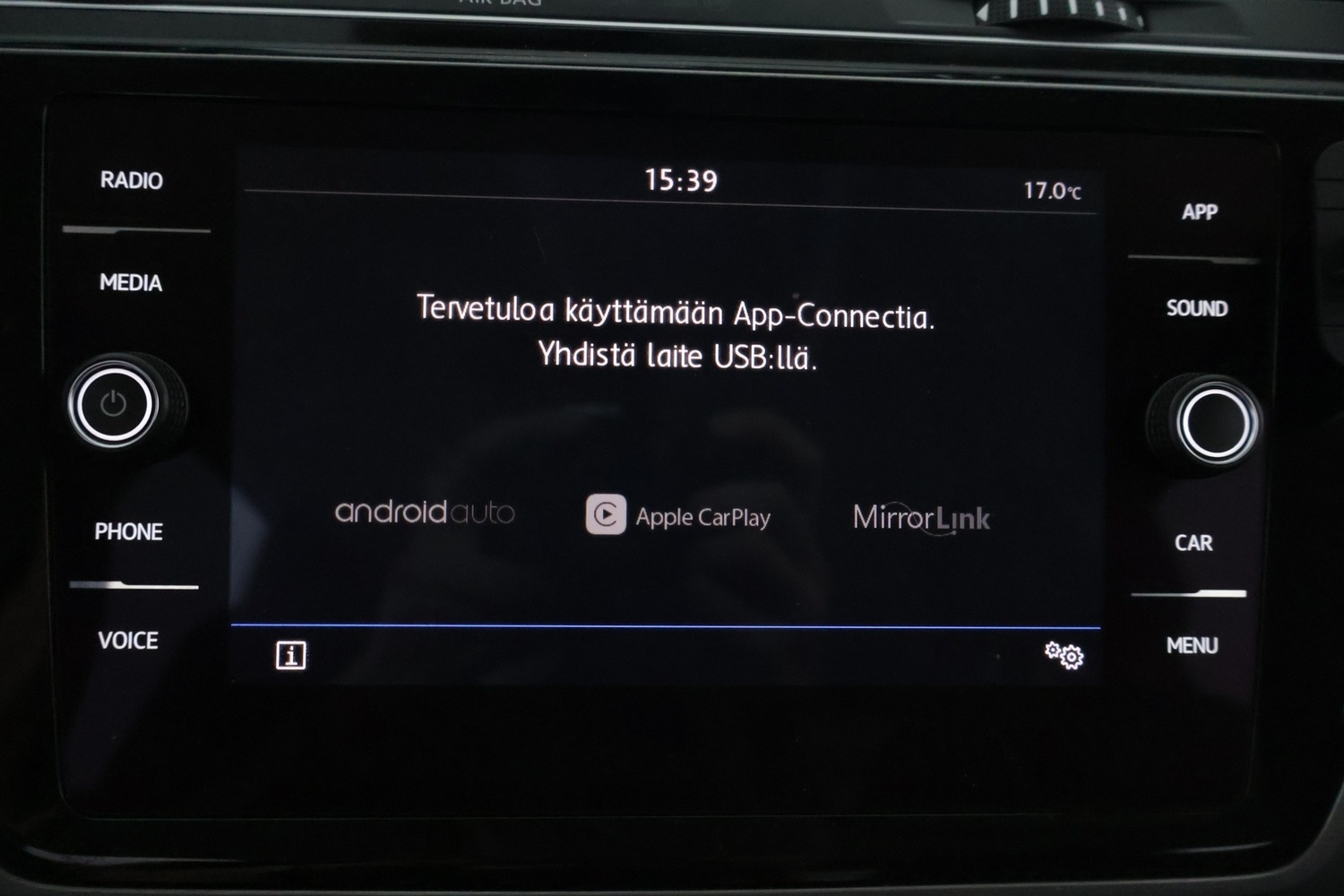 Volkswagen Touran vaihtoauto