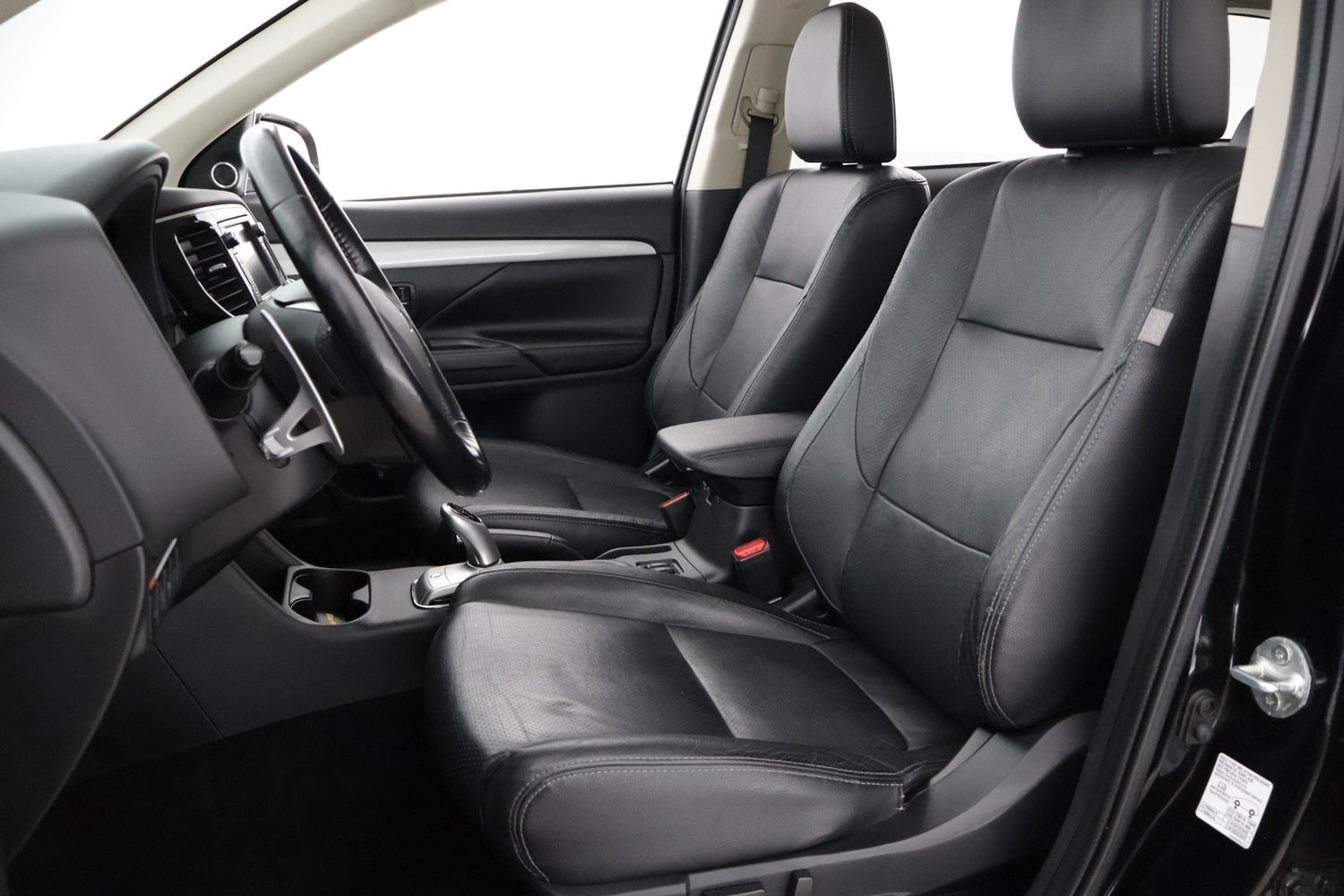 Mitsubishi Outlander vaihtoauto