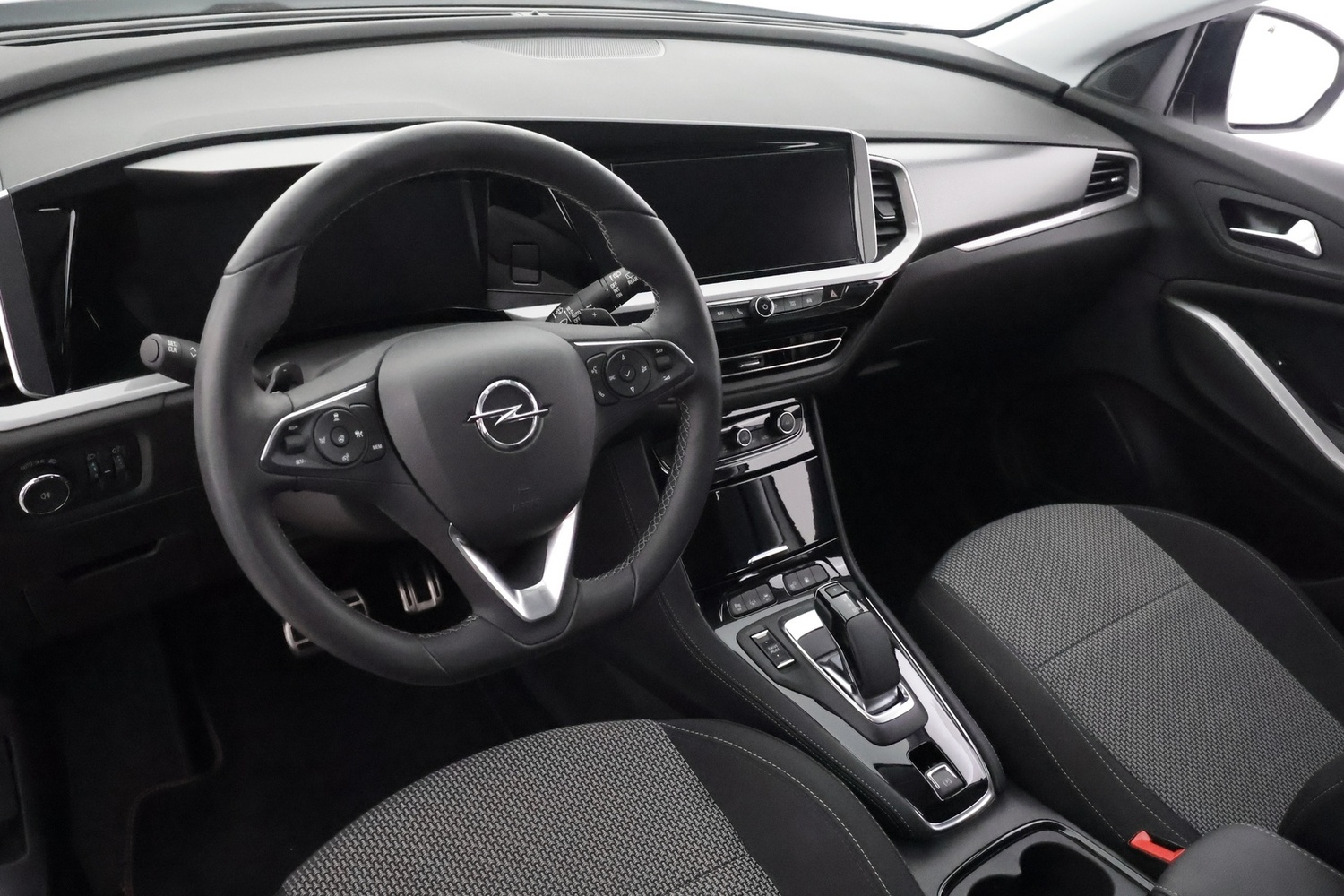 Opel Grandland vaihtoauto
