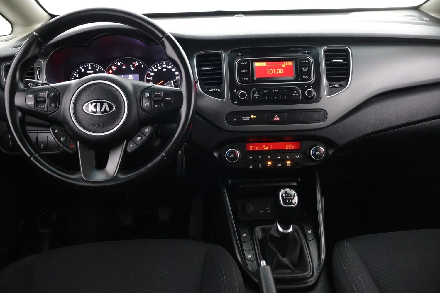 Kia Carens vaihtoauto