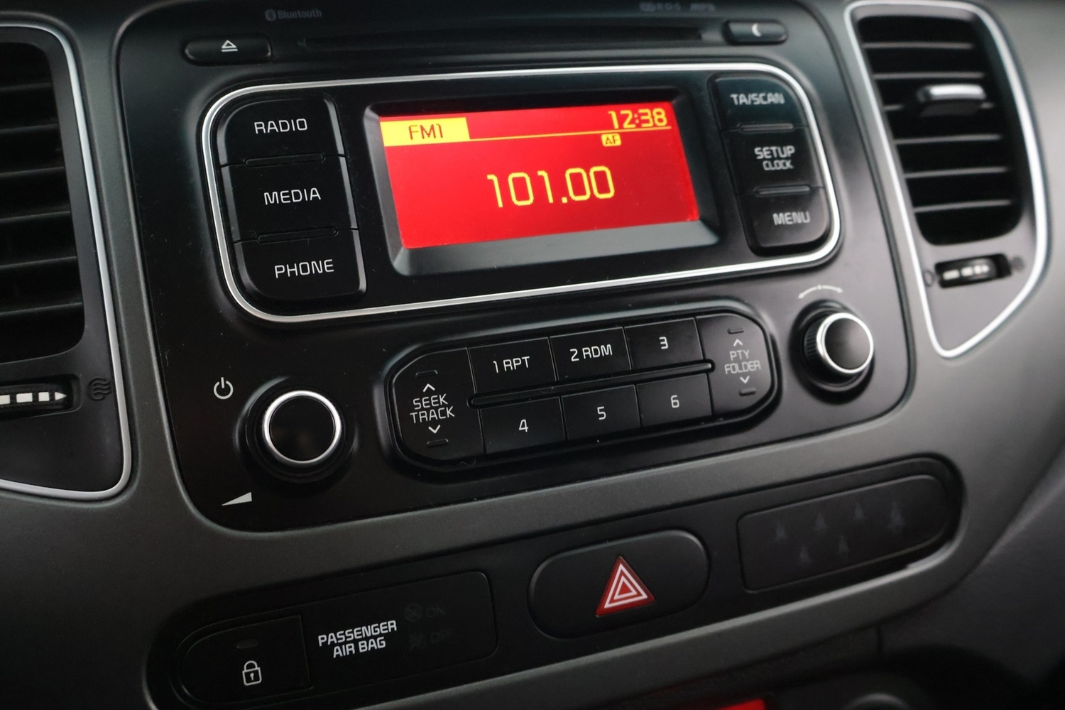 Kia Carens vaihtoauto