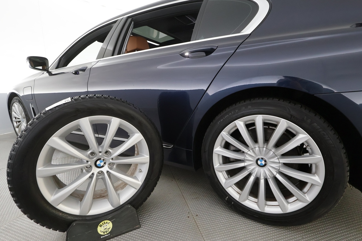 BMW 745 vaihtoauto