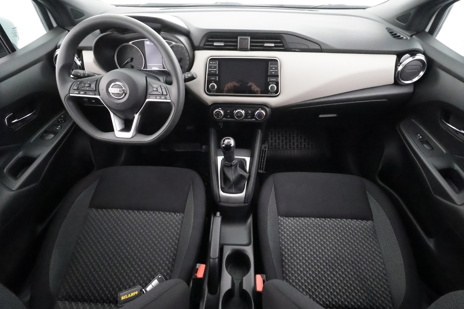 Nissan Micra vaihtoauto