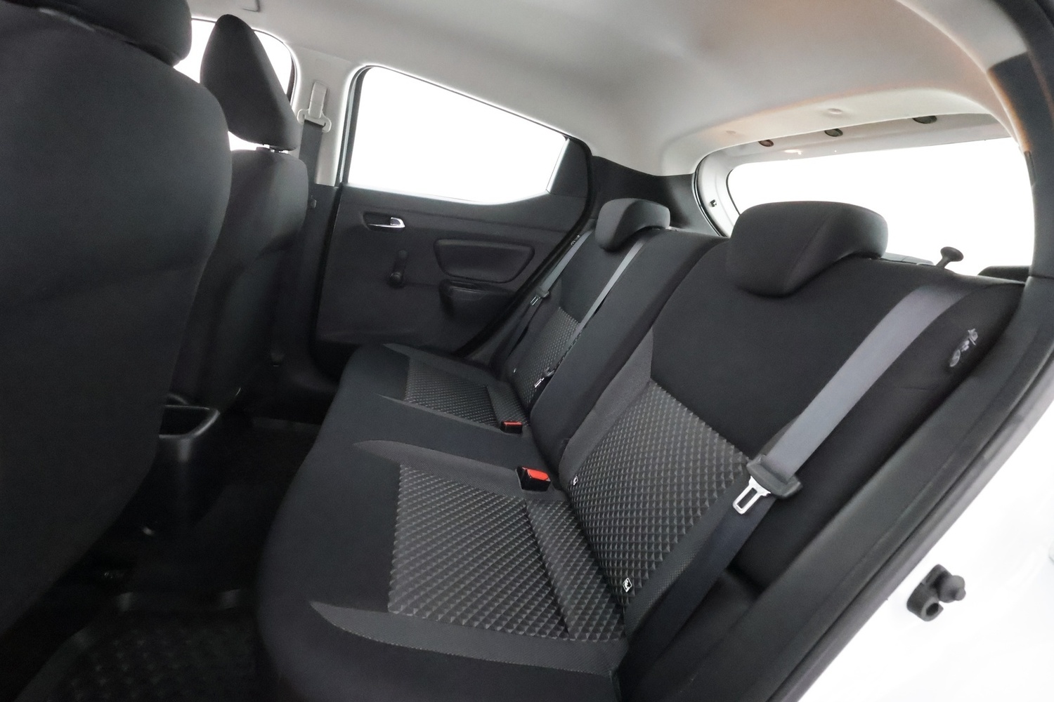 Nissan Micra vaihtoauto
