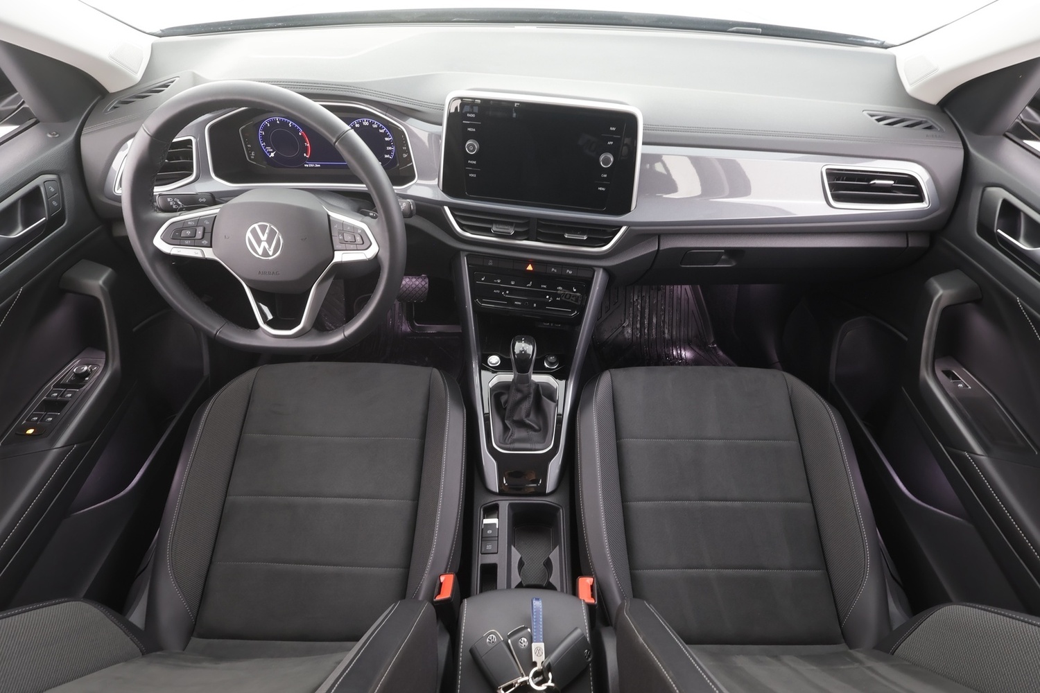 Volkswagen T-Roc vaihtoauto