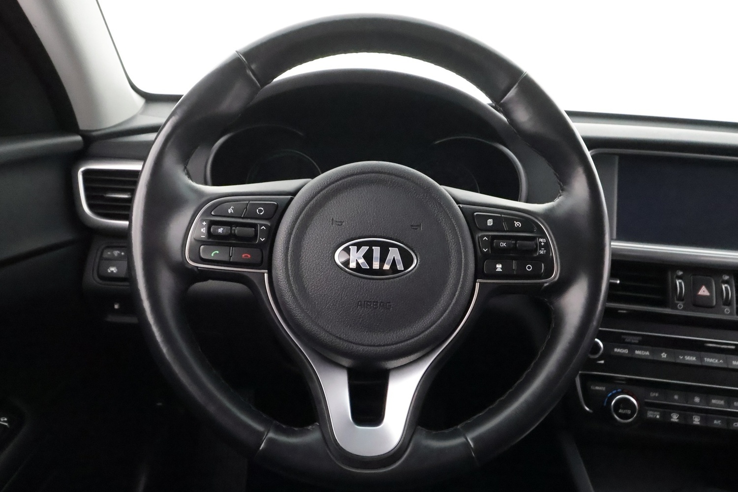 Kia Optima vaihtoauto
