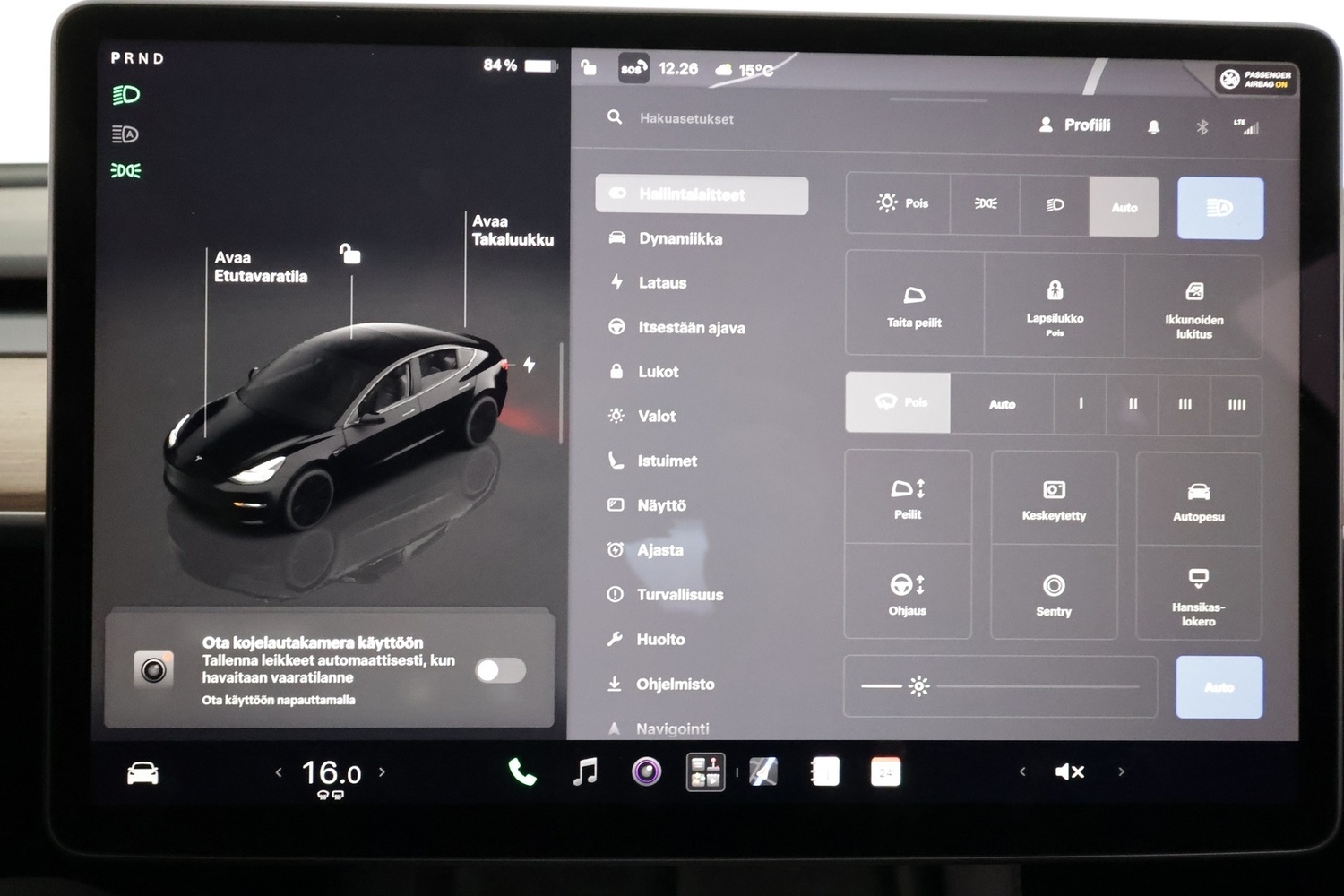 Tesla Model 3 vaihtoauto
