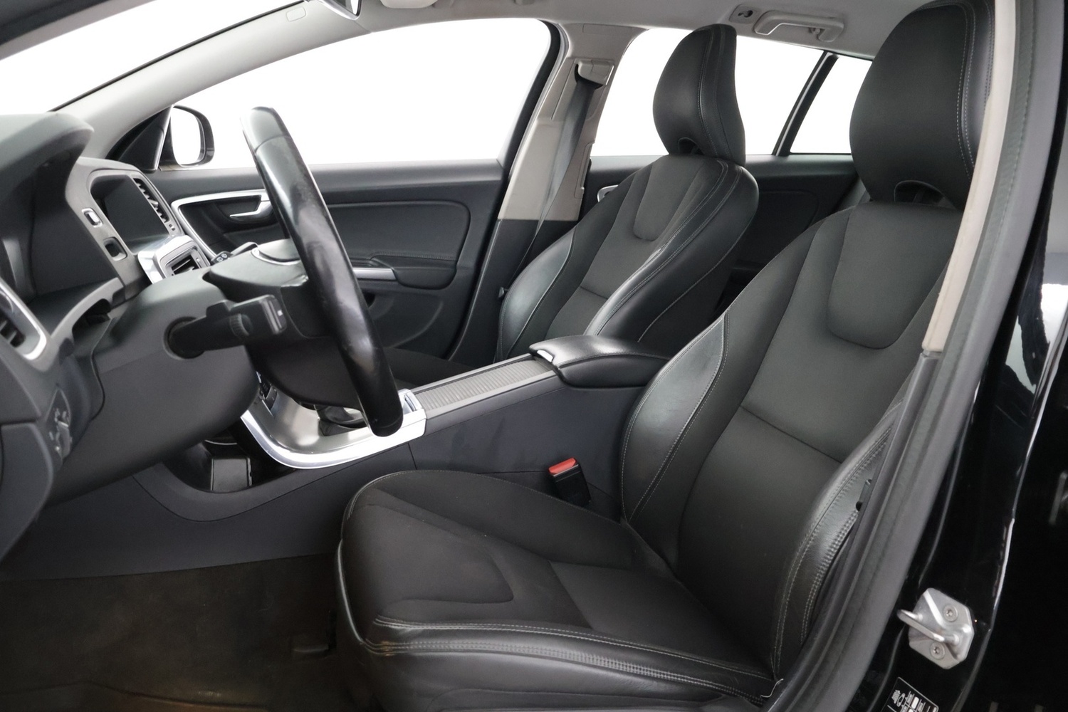 Volvo V60 Cross Country vaihtoauto