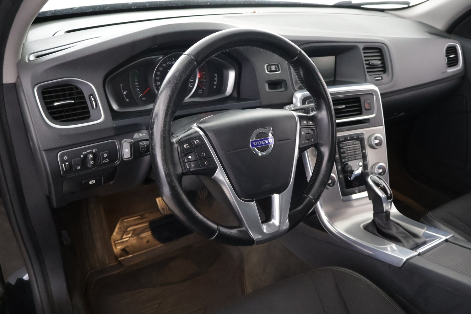 Volvo V60 Cross Country vaihtoauto