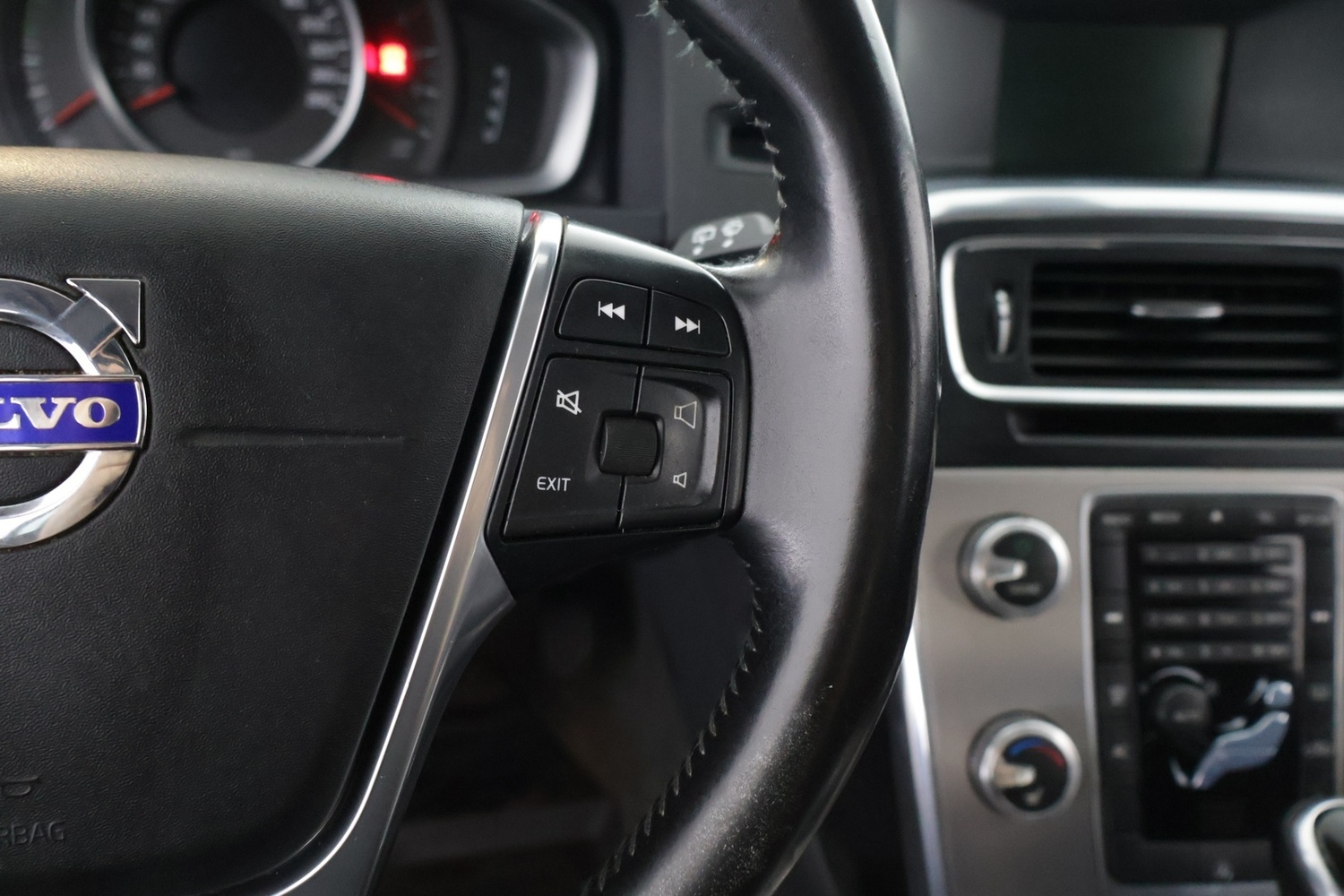 Volvo V60 Cross Country vaihtoauto