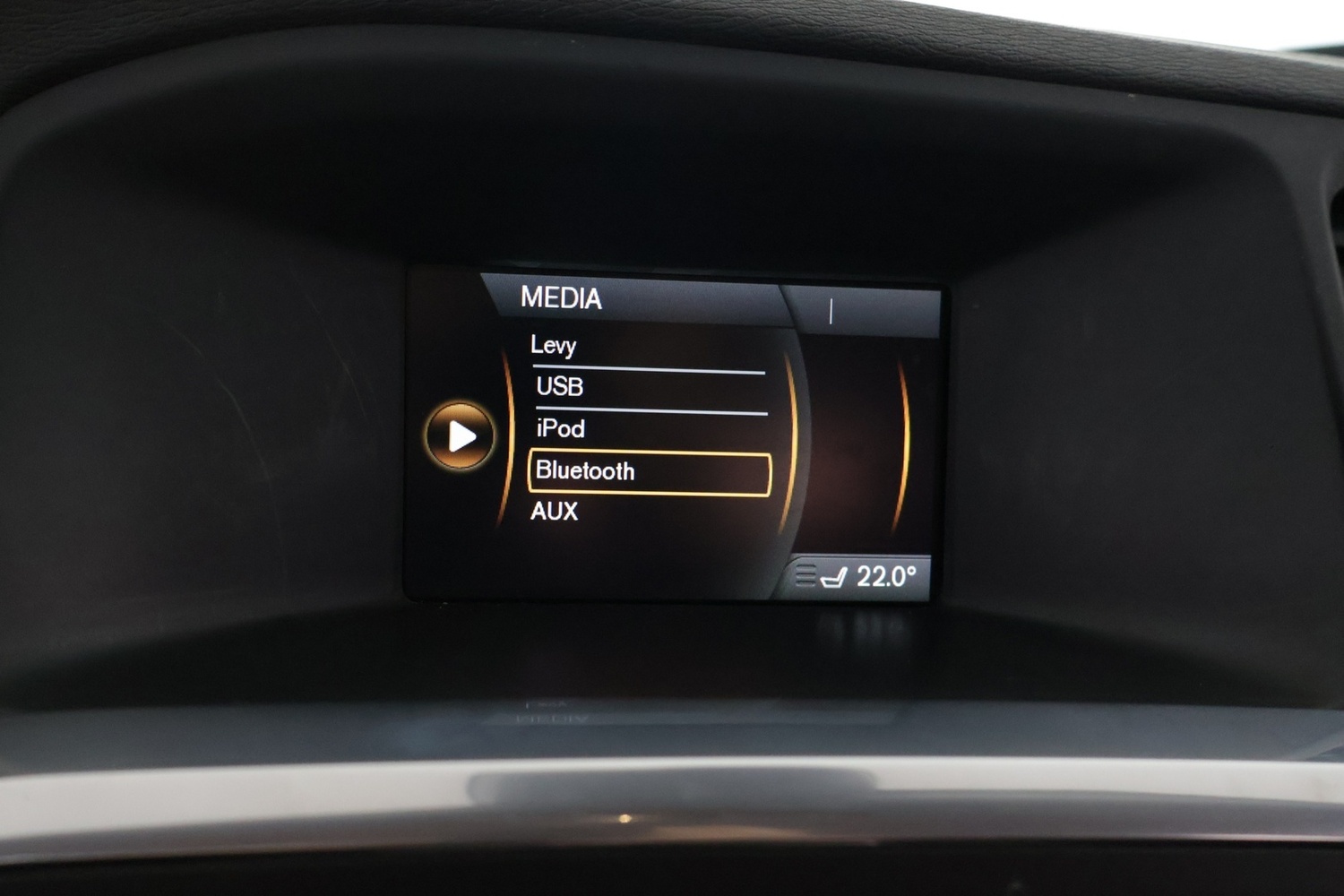 Volvo V60 Cross Country vaihtoauto