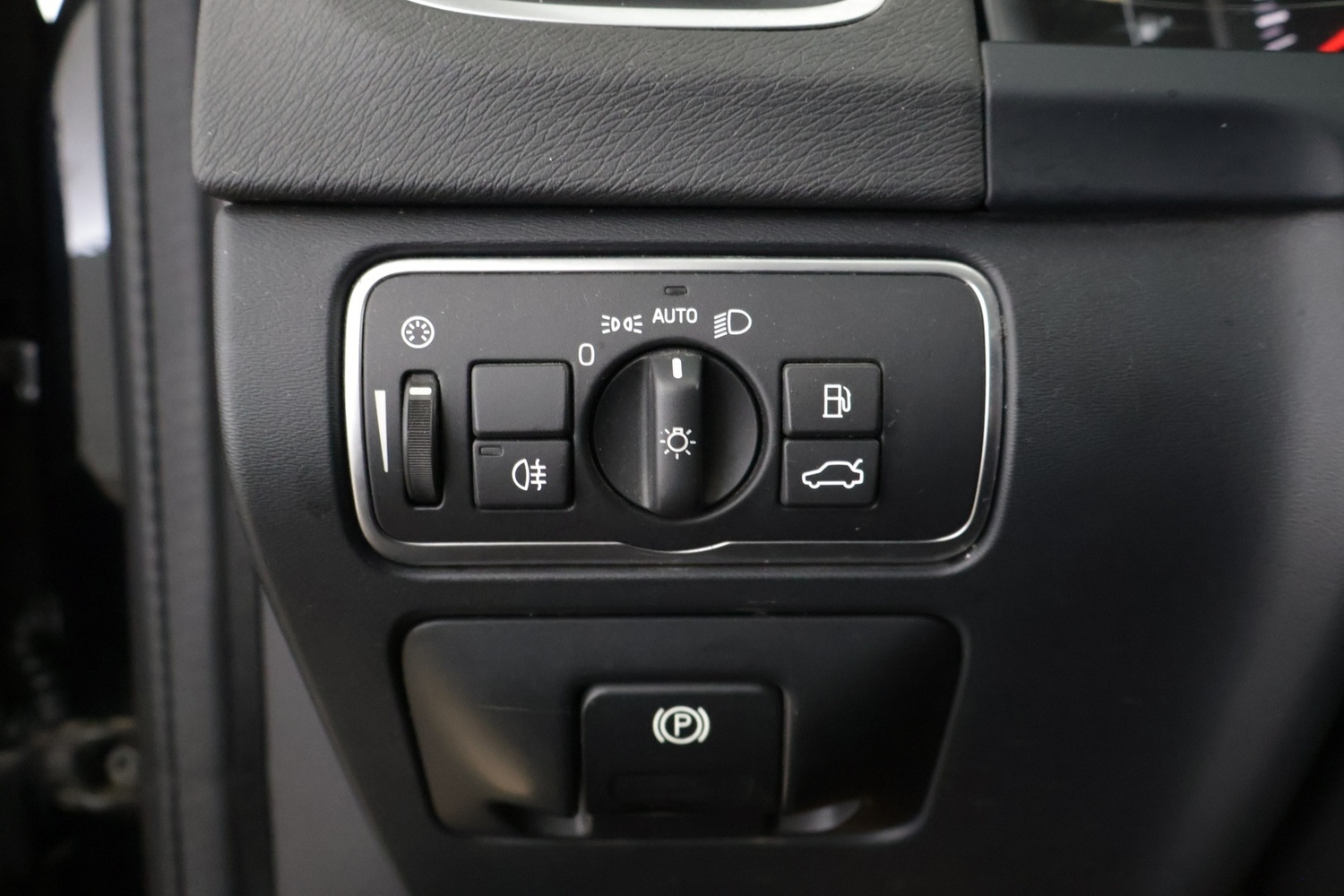 Volvo V60 Cross Country vaihtoauto