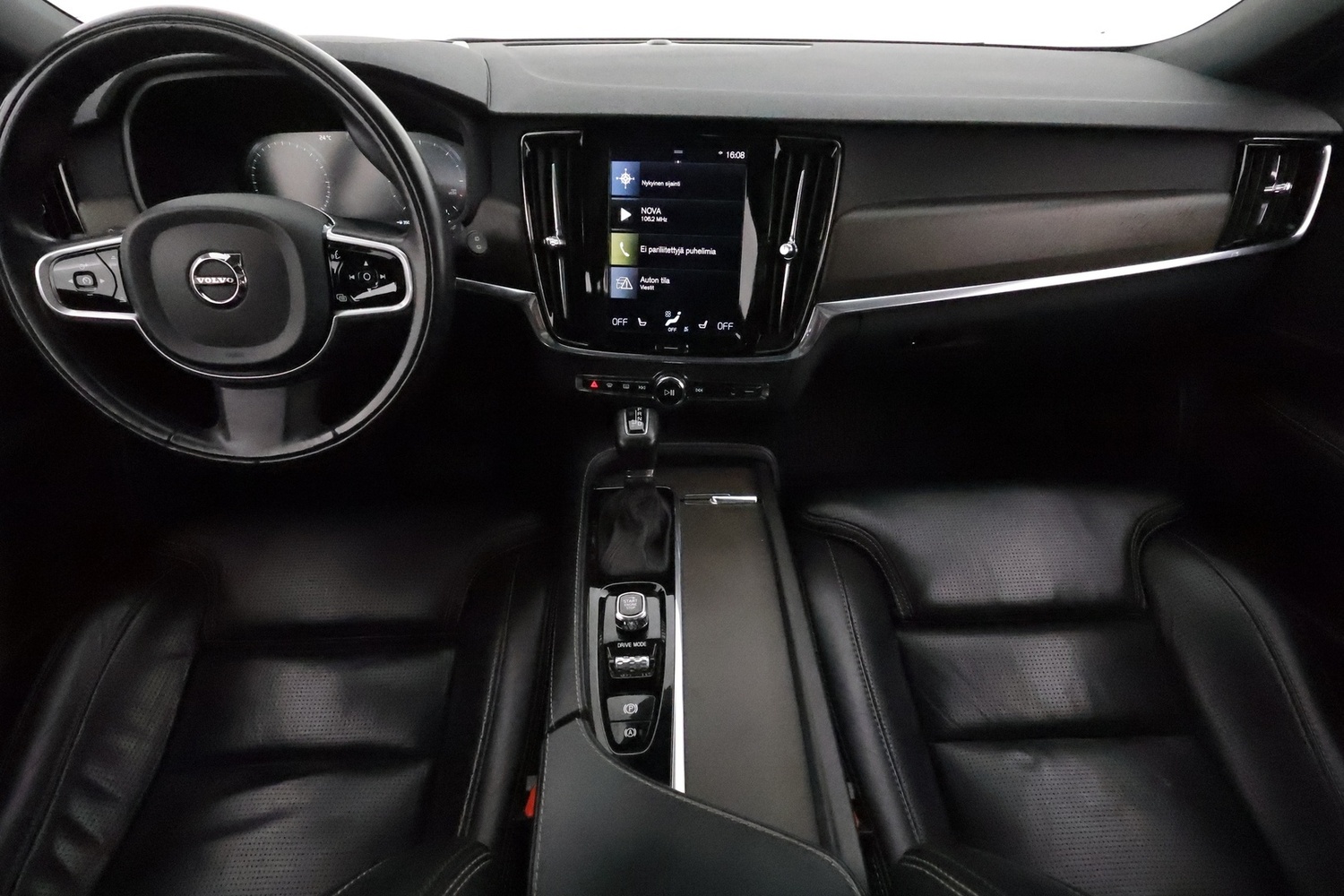 Volvo V90 Cross Country vaihtoauto