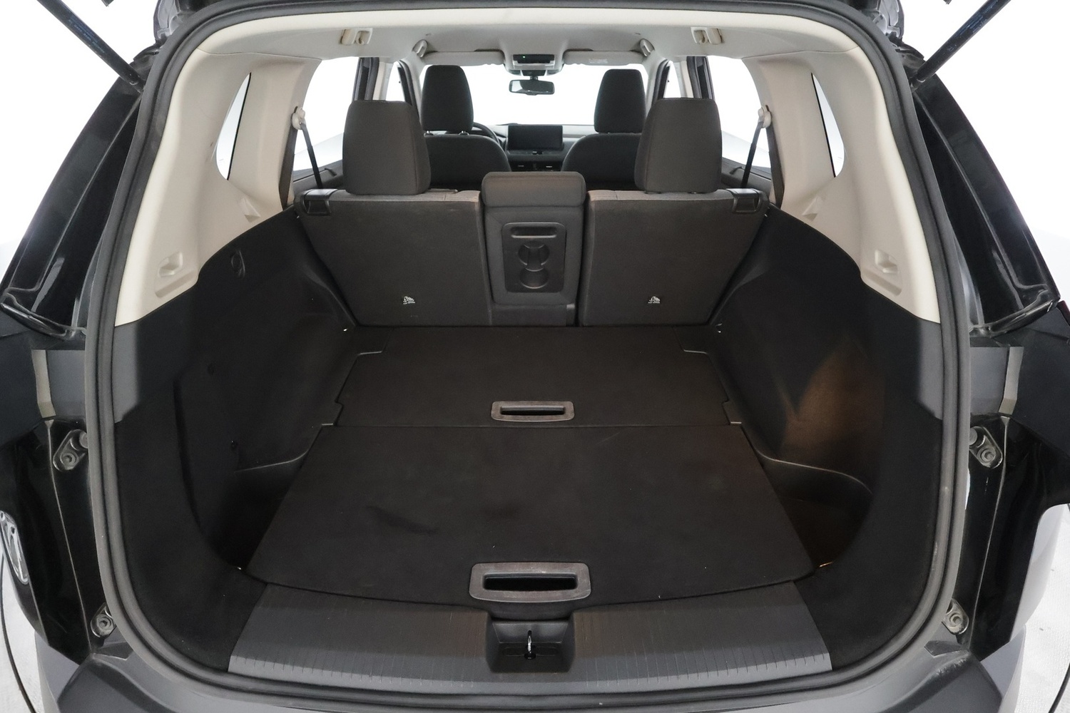 Nissan X-Trail vaihtoauto