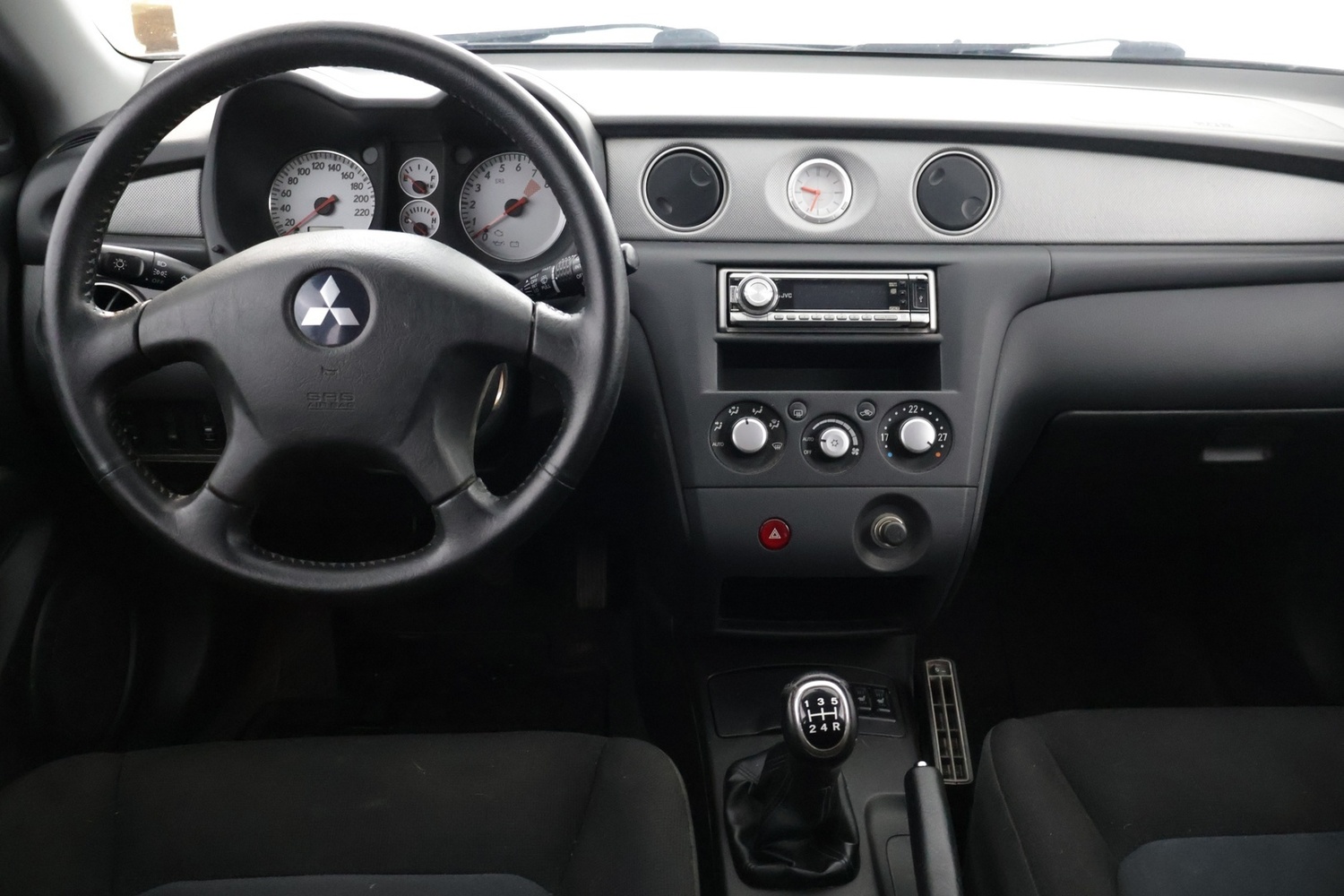 Mitsubishi Outlander vaihtoauto