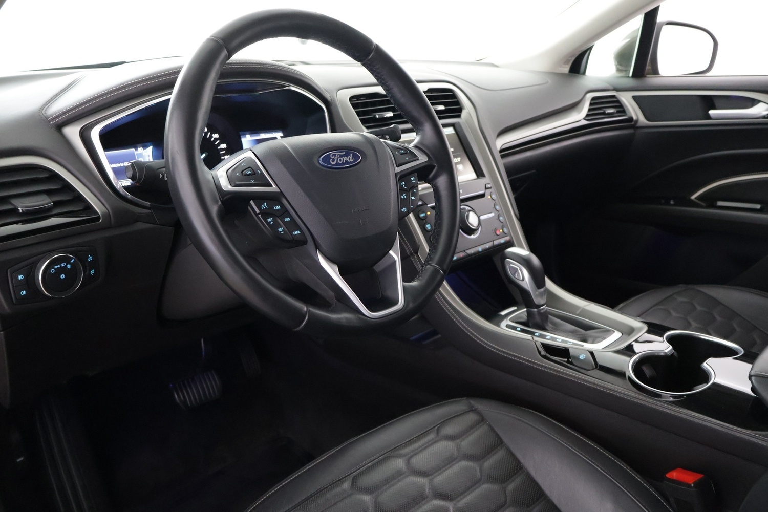 Ford Mondeo vaihtoauto