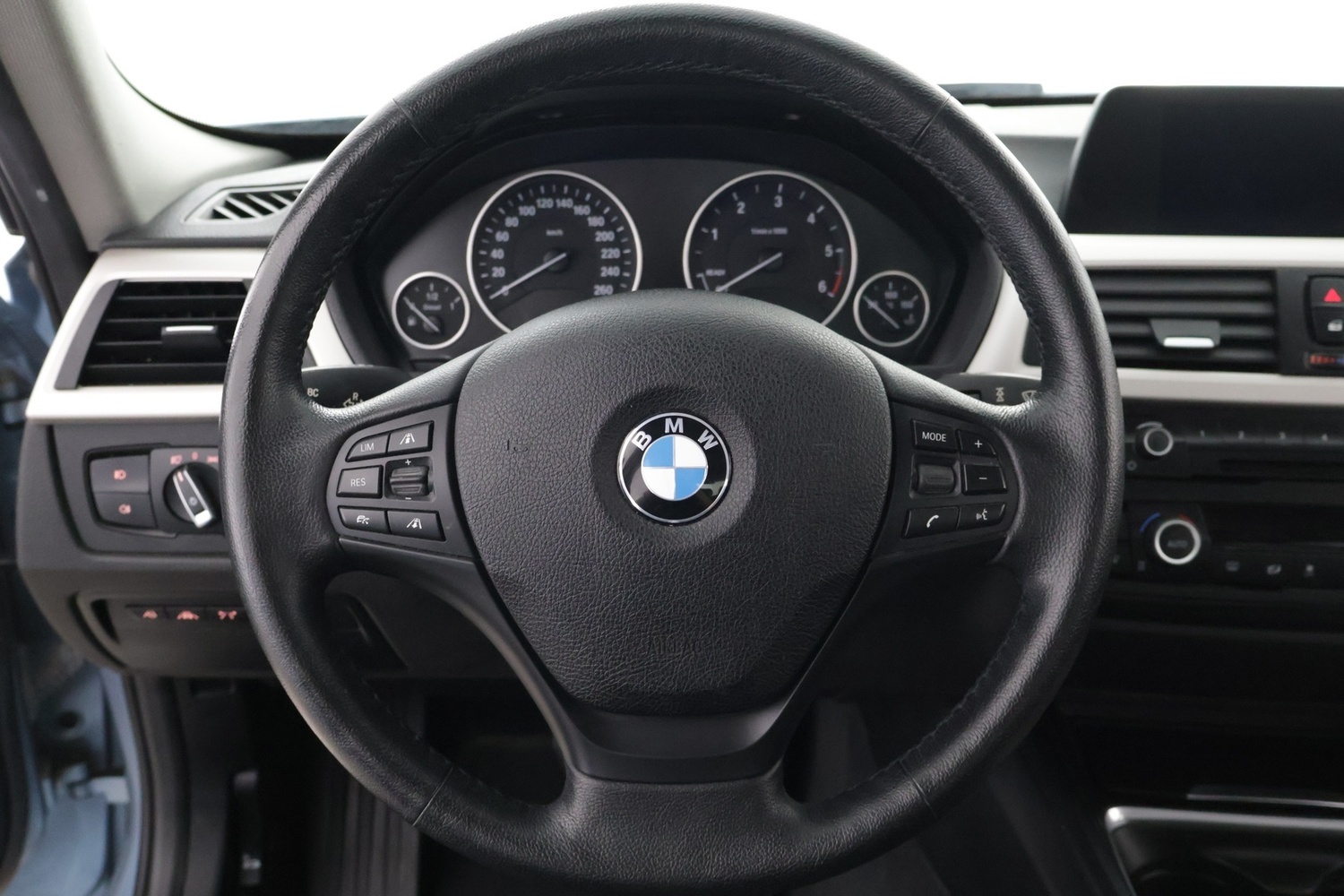 BMW 320 vaihtoauto