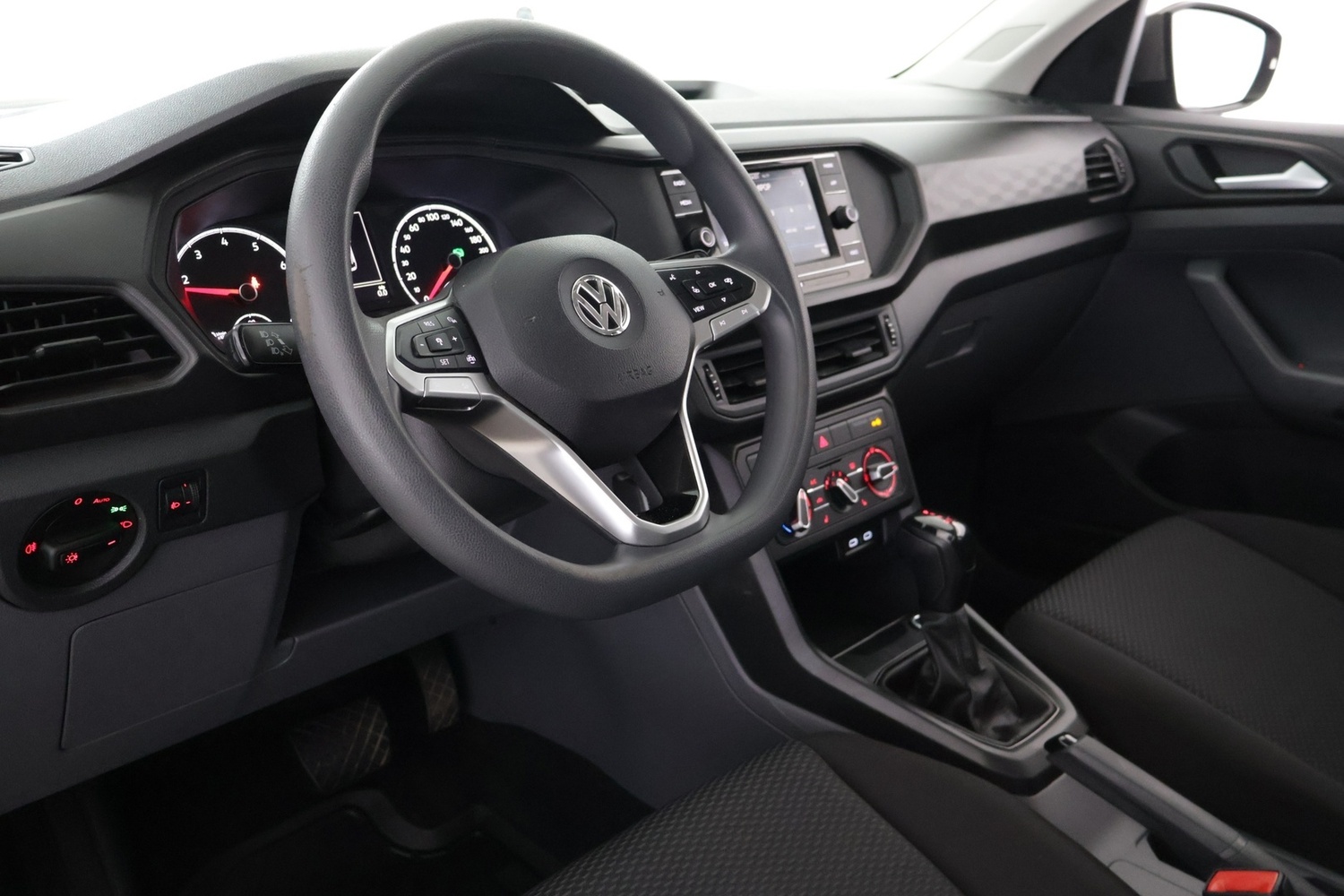 Volkswagen T-Cross vaihtoauto