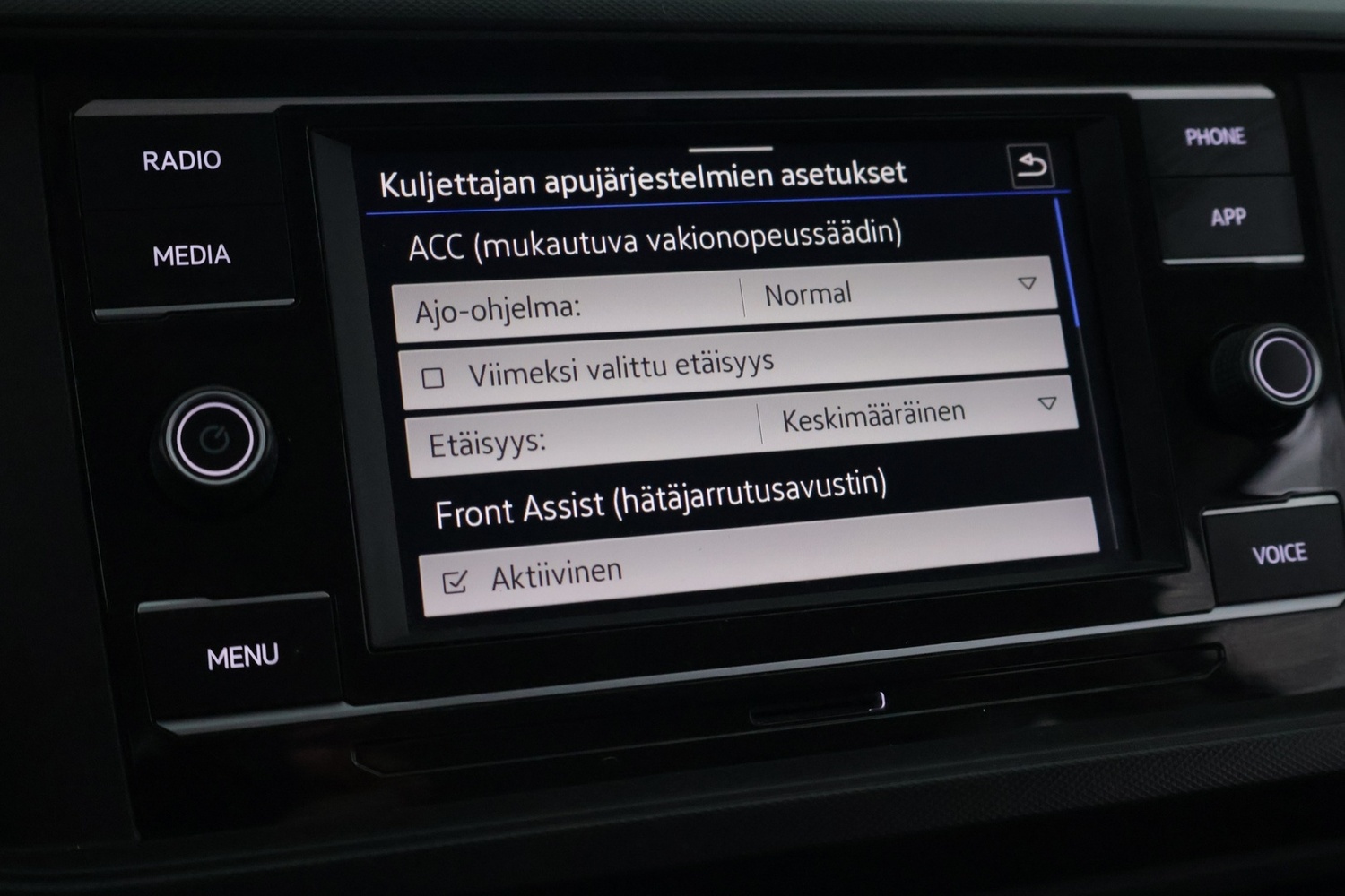 Volkswagen T-Cross vaihtoauto