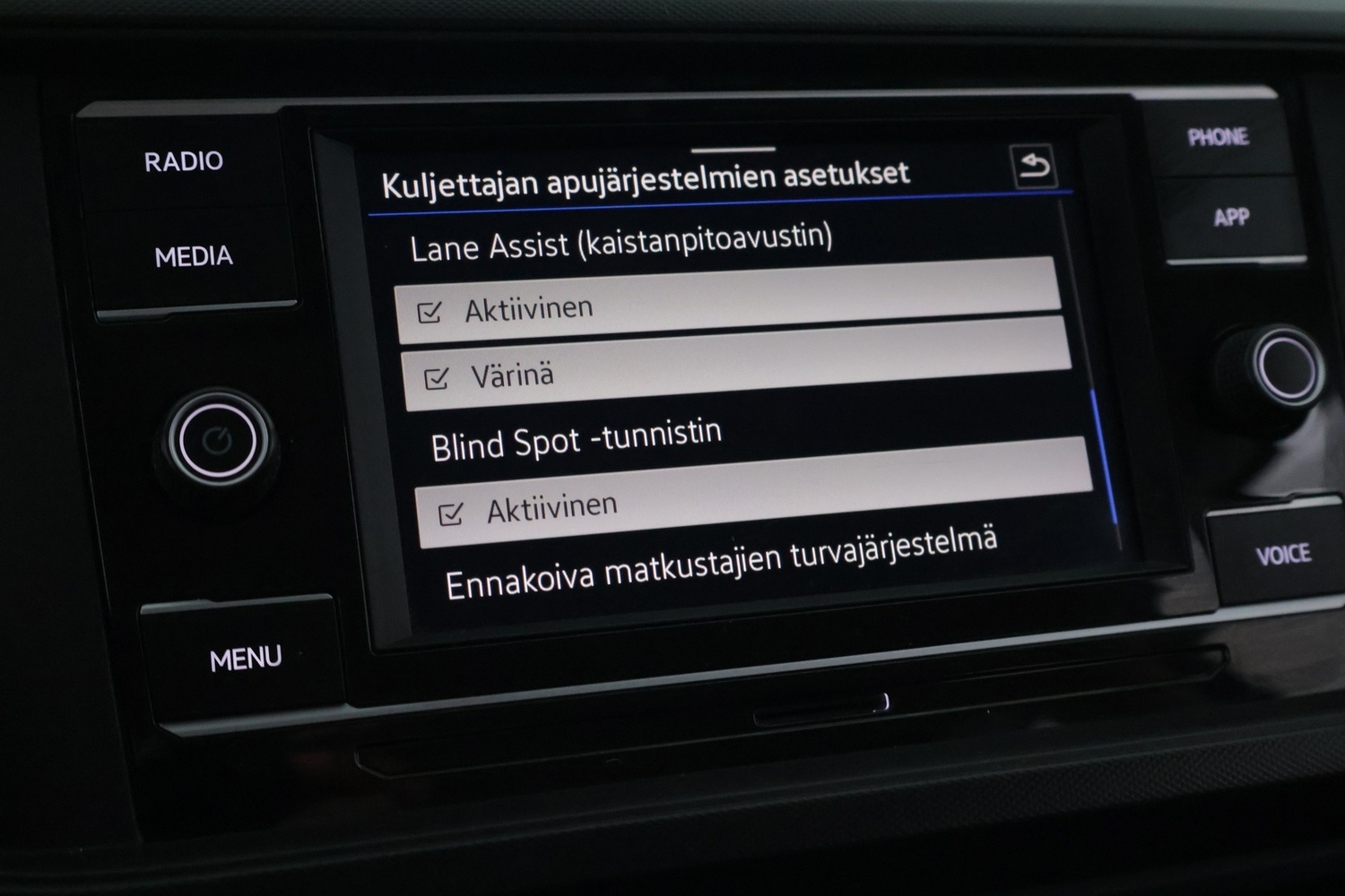 Volkswagen T-Cross vaihtoauto