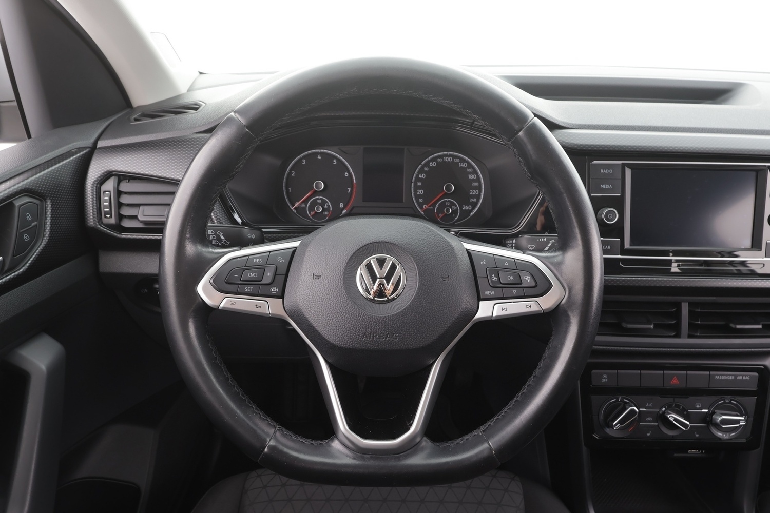 Volkswagen T-Cross vaihtoauto