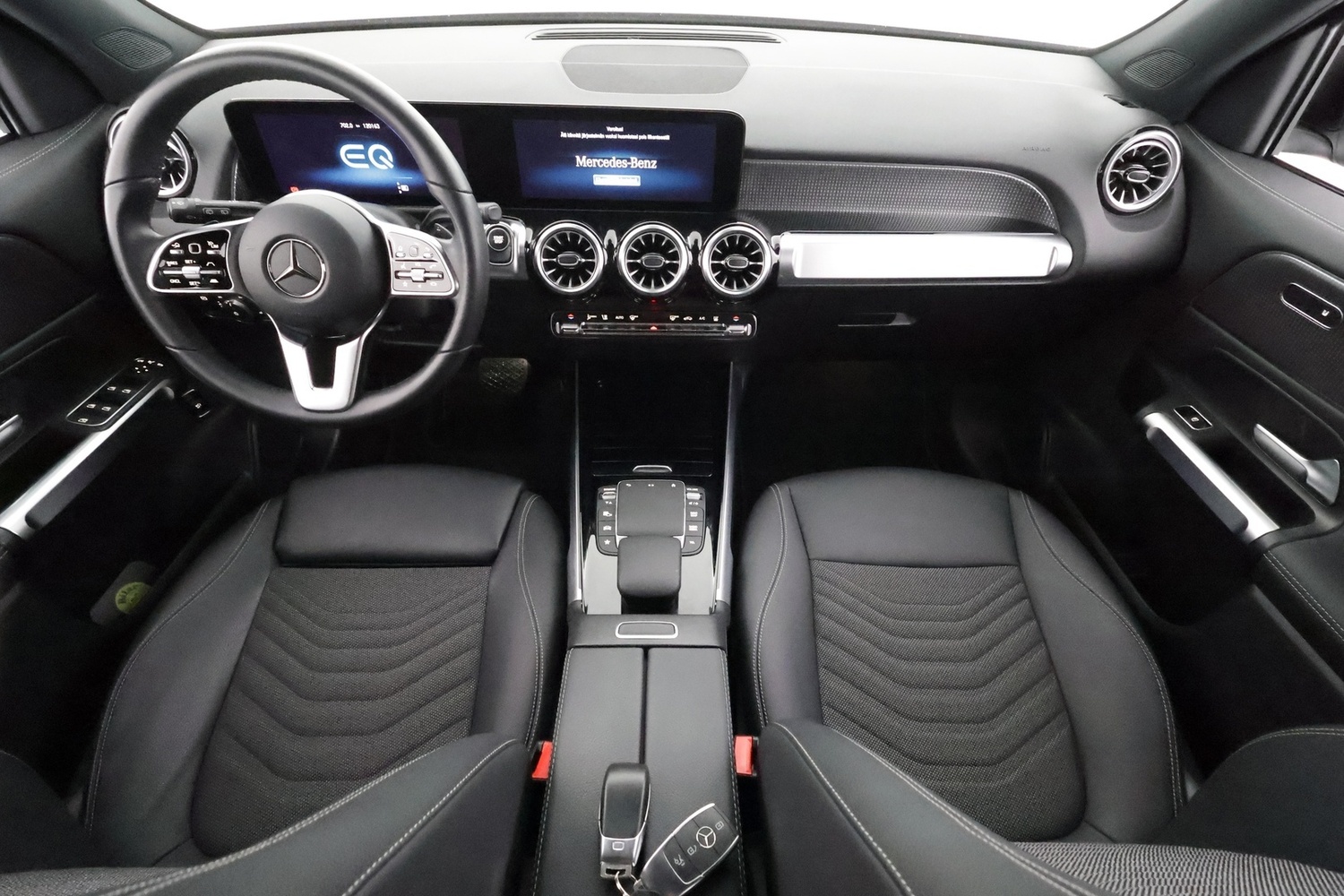Mercedes-Benz EQB vaihtoauto
