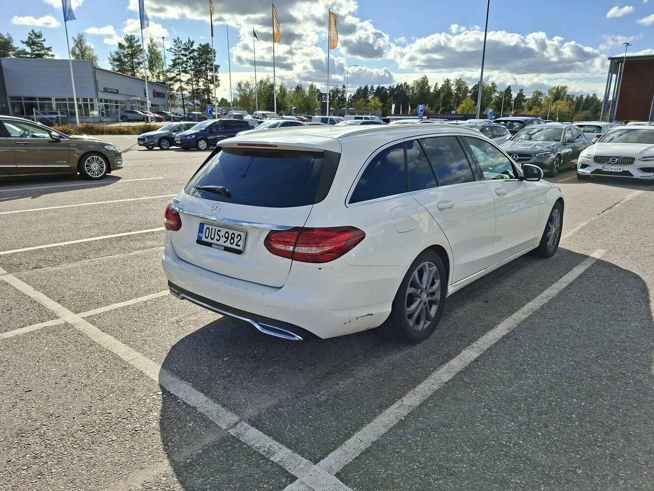 Mercedes-Benz C vaihtoauto