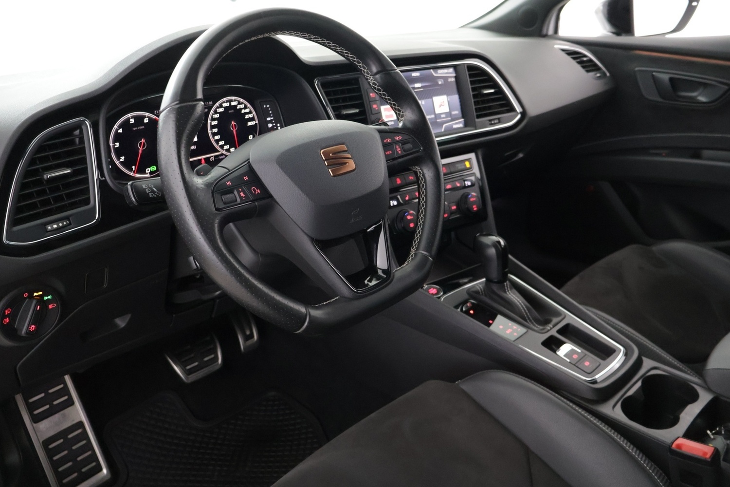 SEAT Leon ST vaihtoauto
