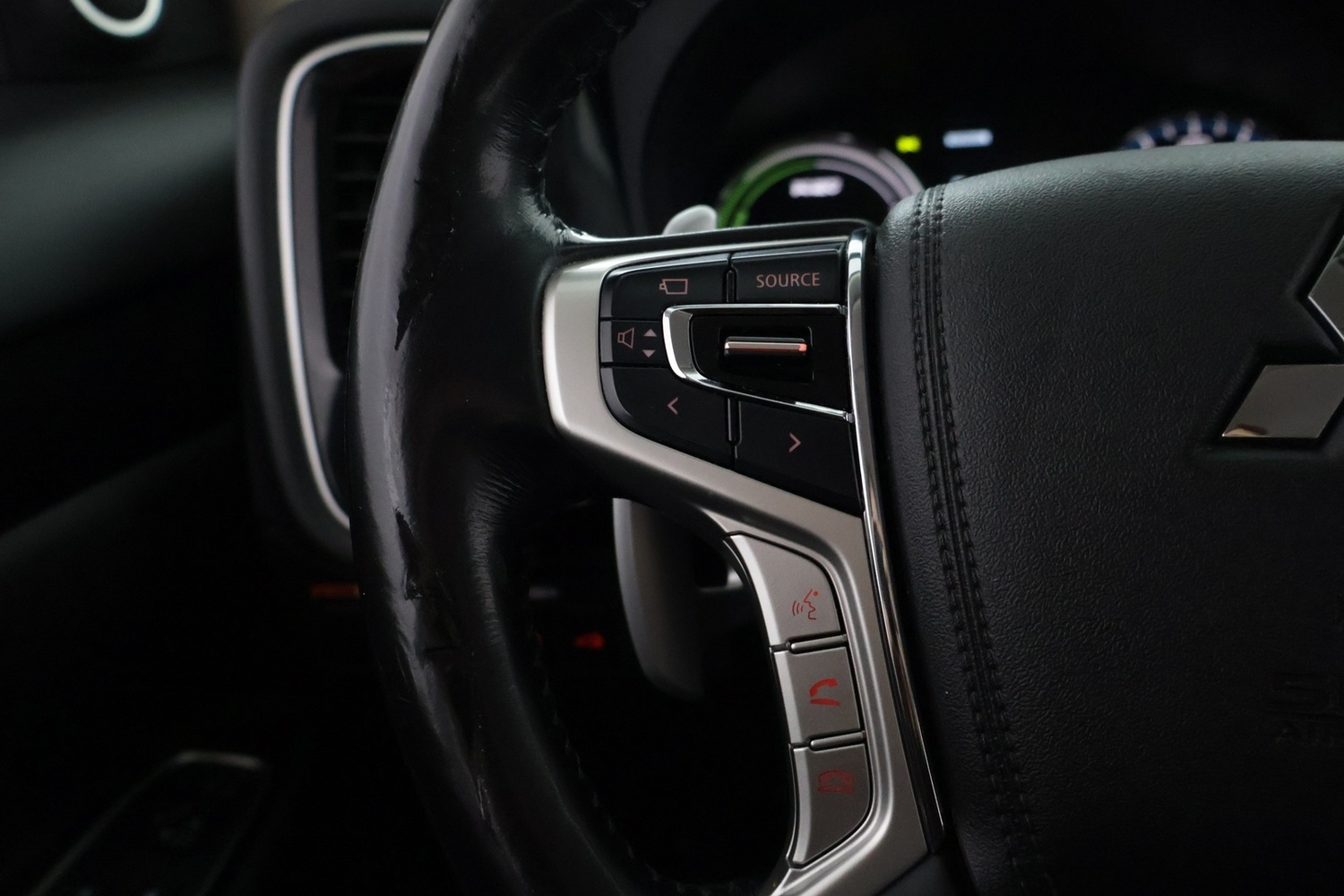 Mitsubishi Outlander PHEV vaihtoauto