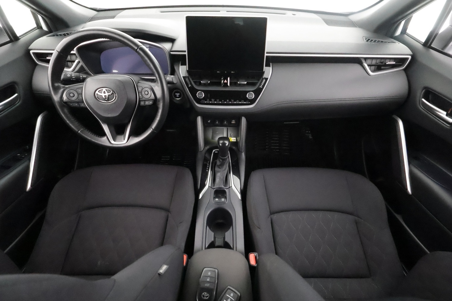 Toyota Corolla Cross vaihtoauto