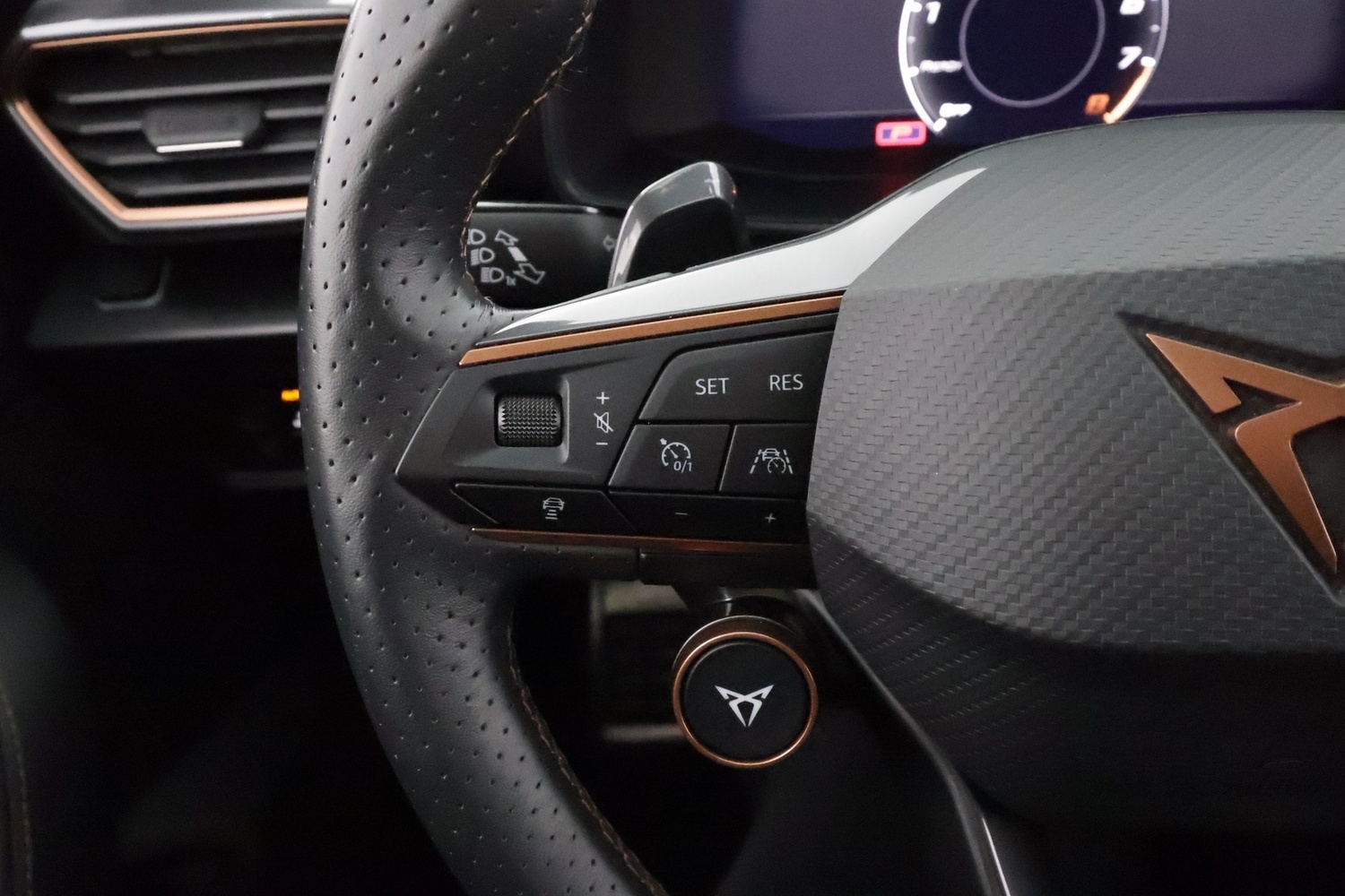 Cupra Formentor vaihtoauto