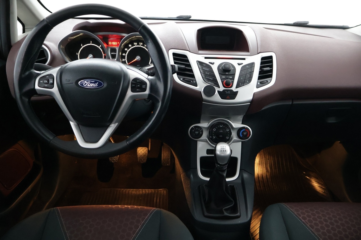 Ford Fiesta vaihtoauto