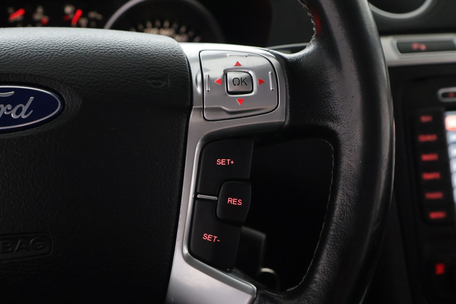 Ford S-MAX vaihtoauto