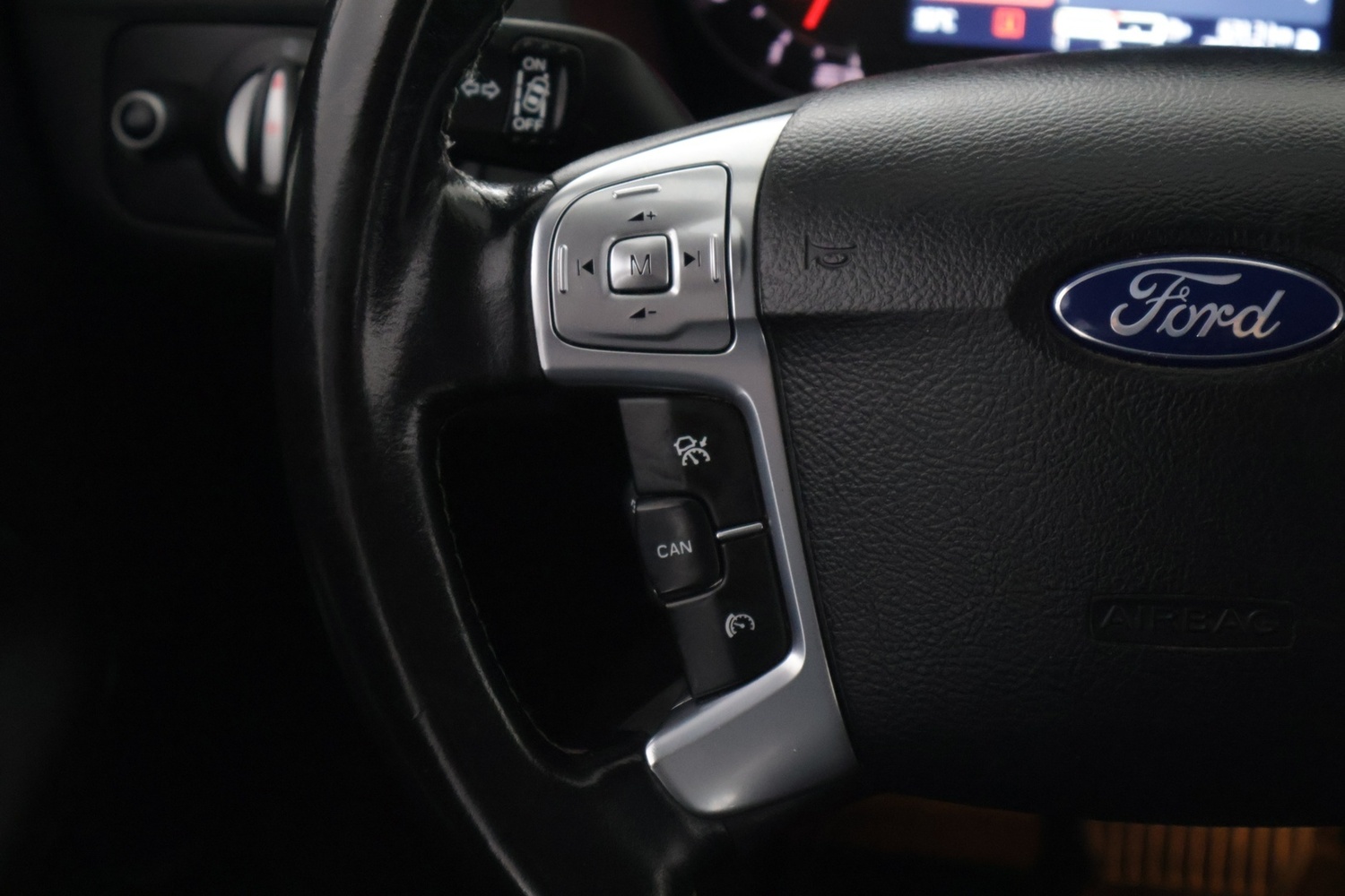 Ford Mondeo vaihtoauto