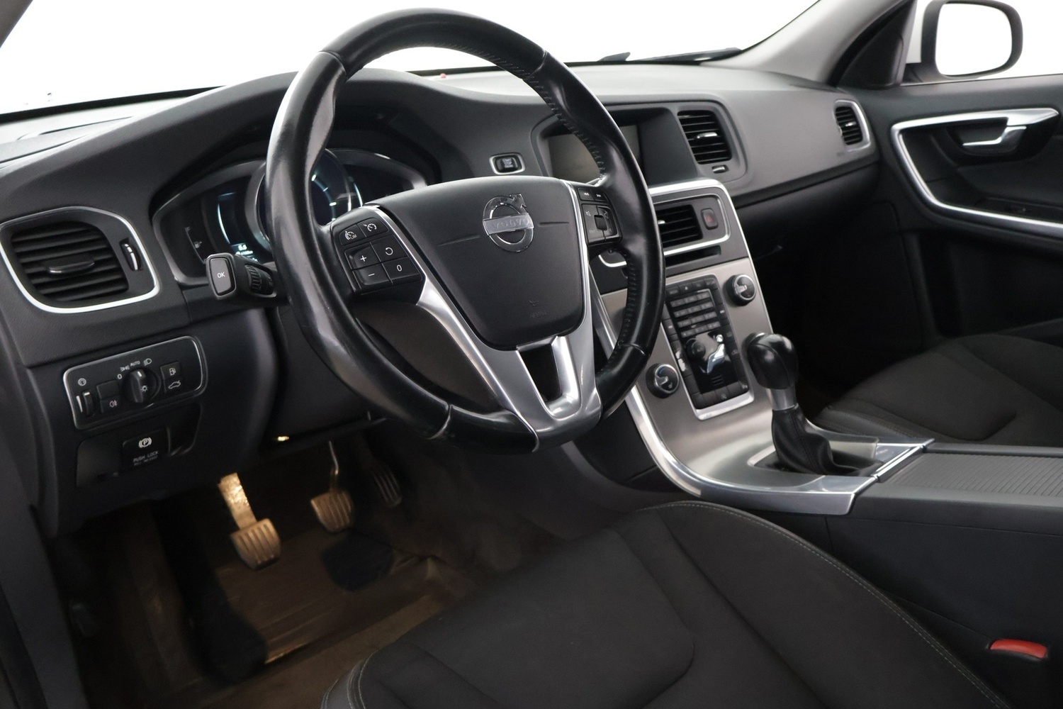 Volvo V60 vaihtoauto