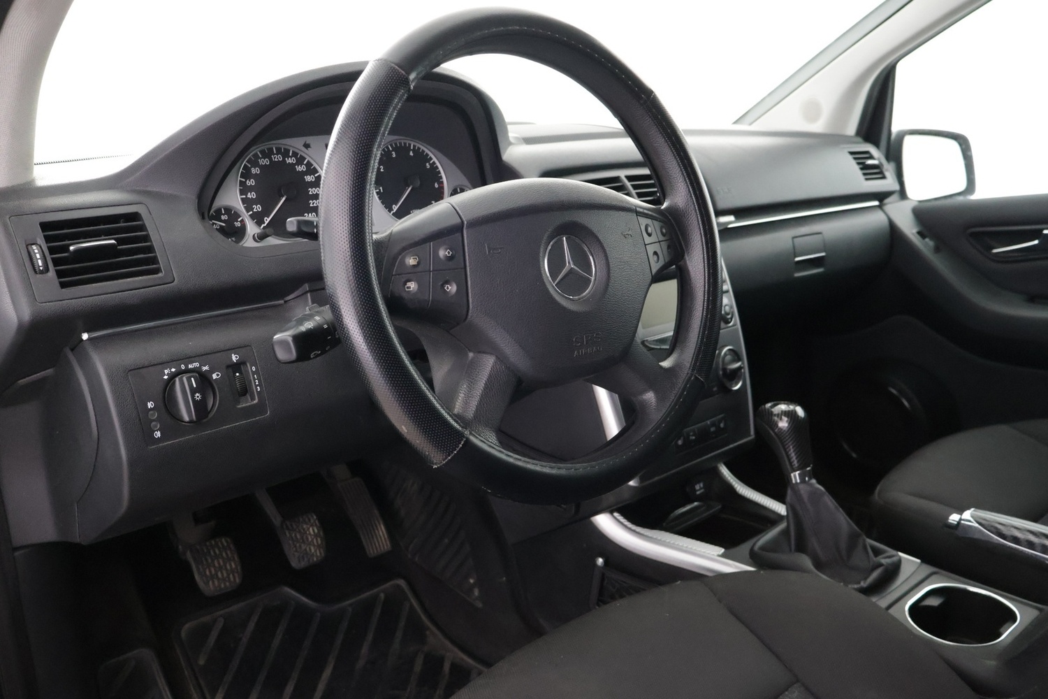 Mercedes-Benz B vaihtoauto