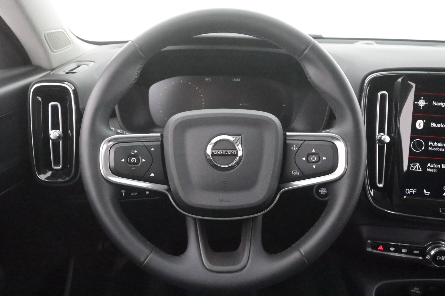 Volvo XC40 vaihtoauto