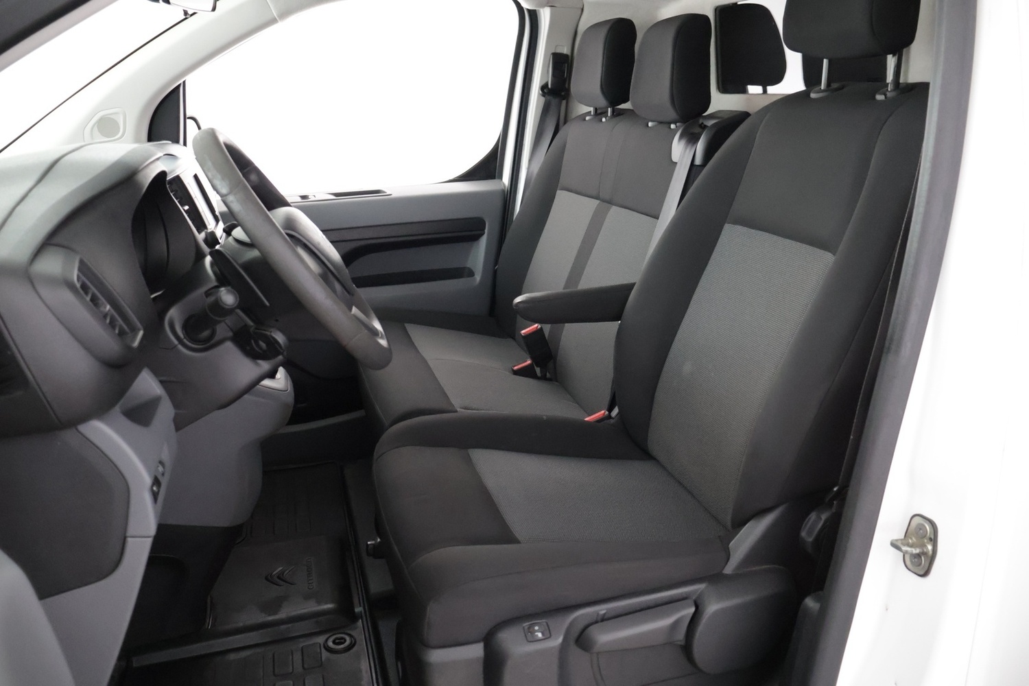 Citroën Jumpy vaihtoauto