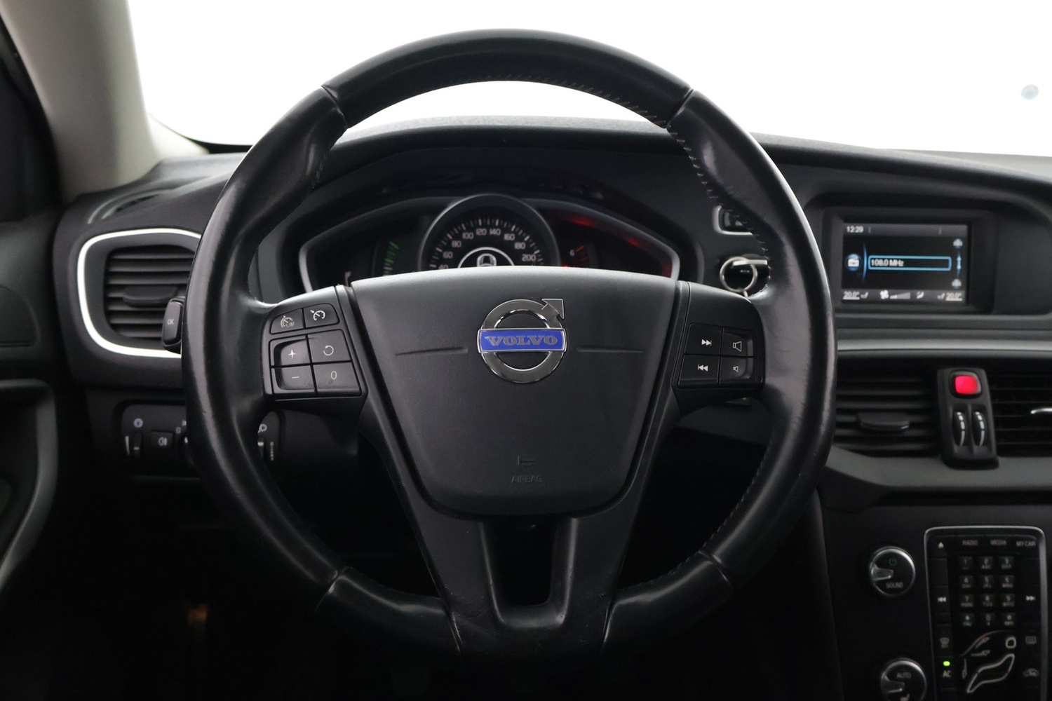 Volvo V40 vaihtoauto