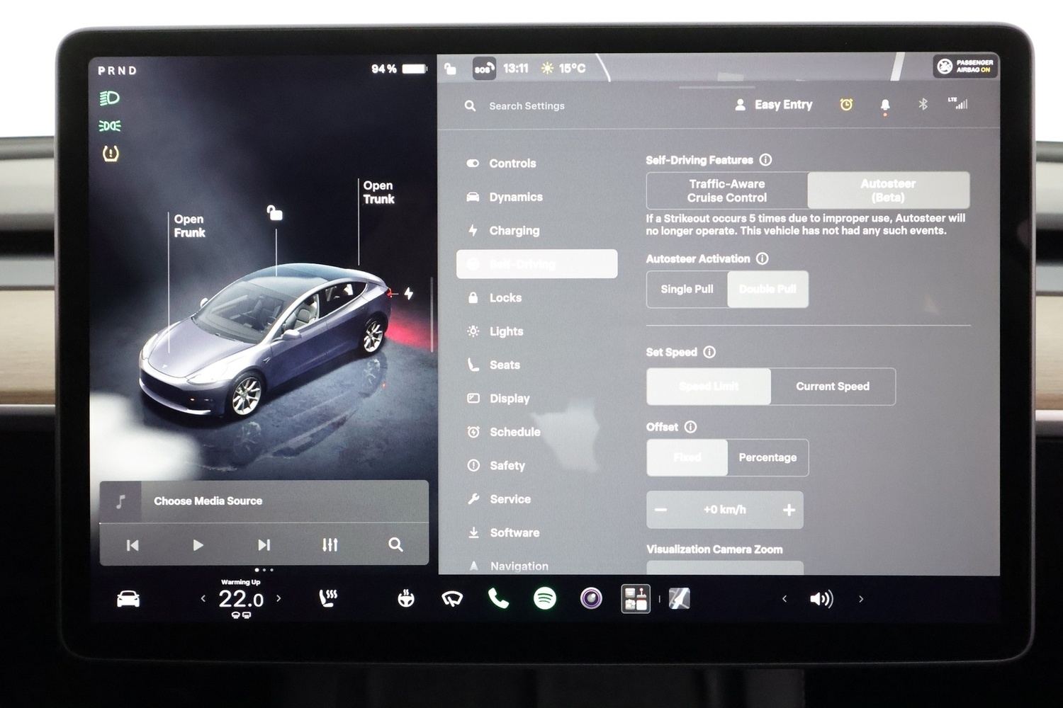 Tesla Model 3 vaihtoauto