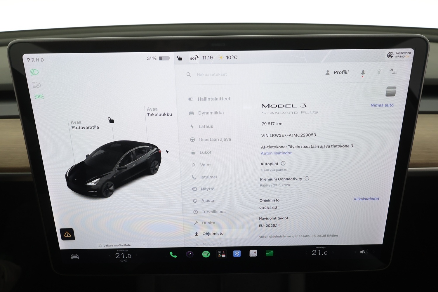 Tesla Model 3 vaihtoauto