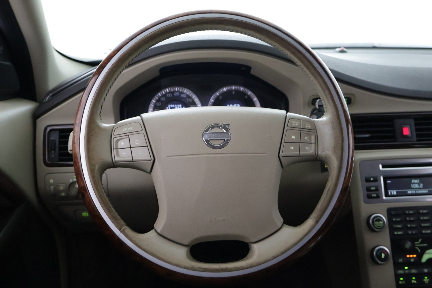 Volvo XC70 vaihtoauto