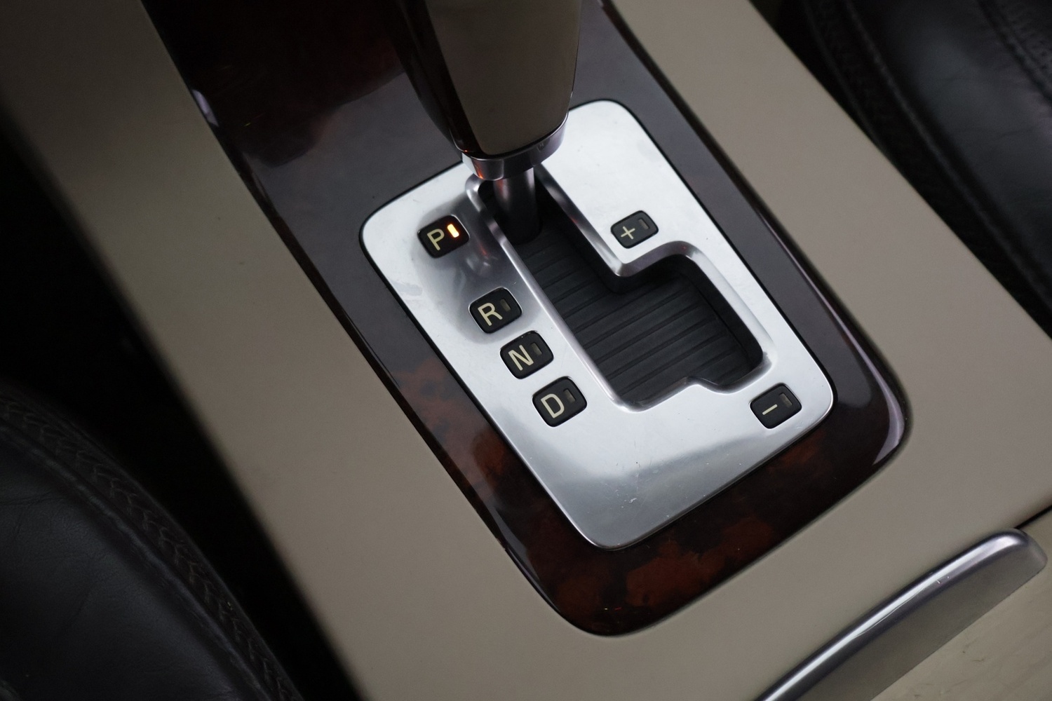 Volvo XC70 vaihtoauto