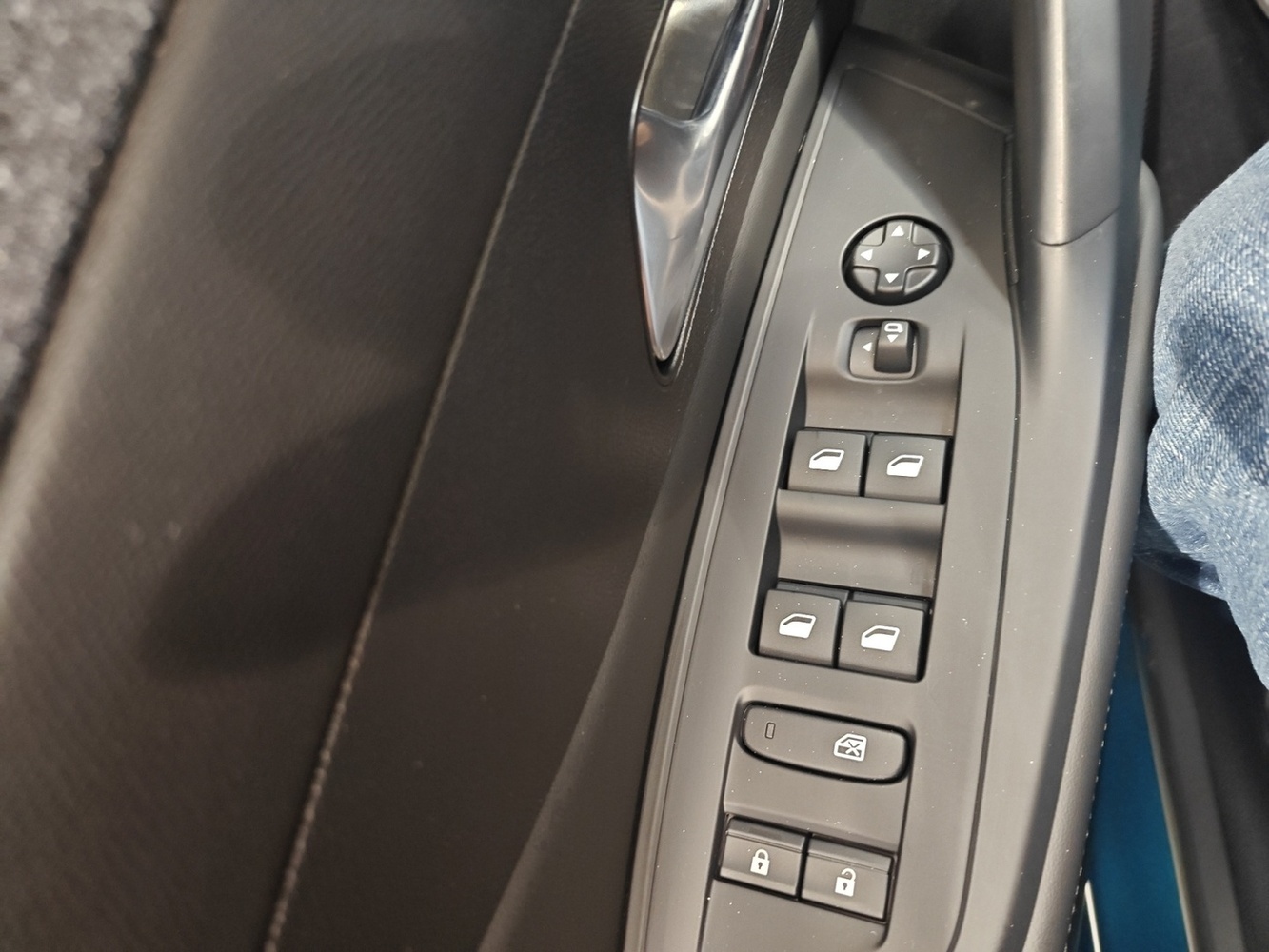Peugeot 408 vaihtoauto