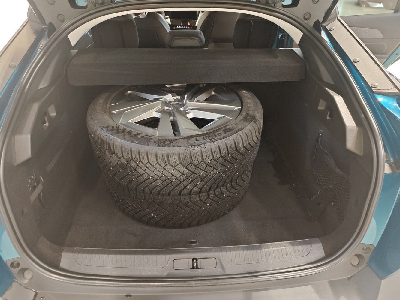 Peugeot 408 vaihtoauto