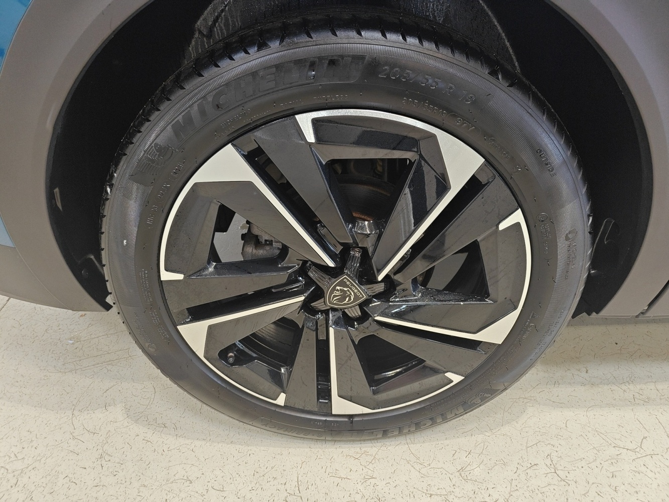 Peugeot 408 vaihtoauto